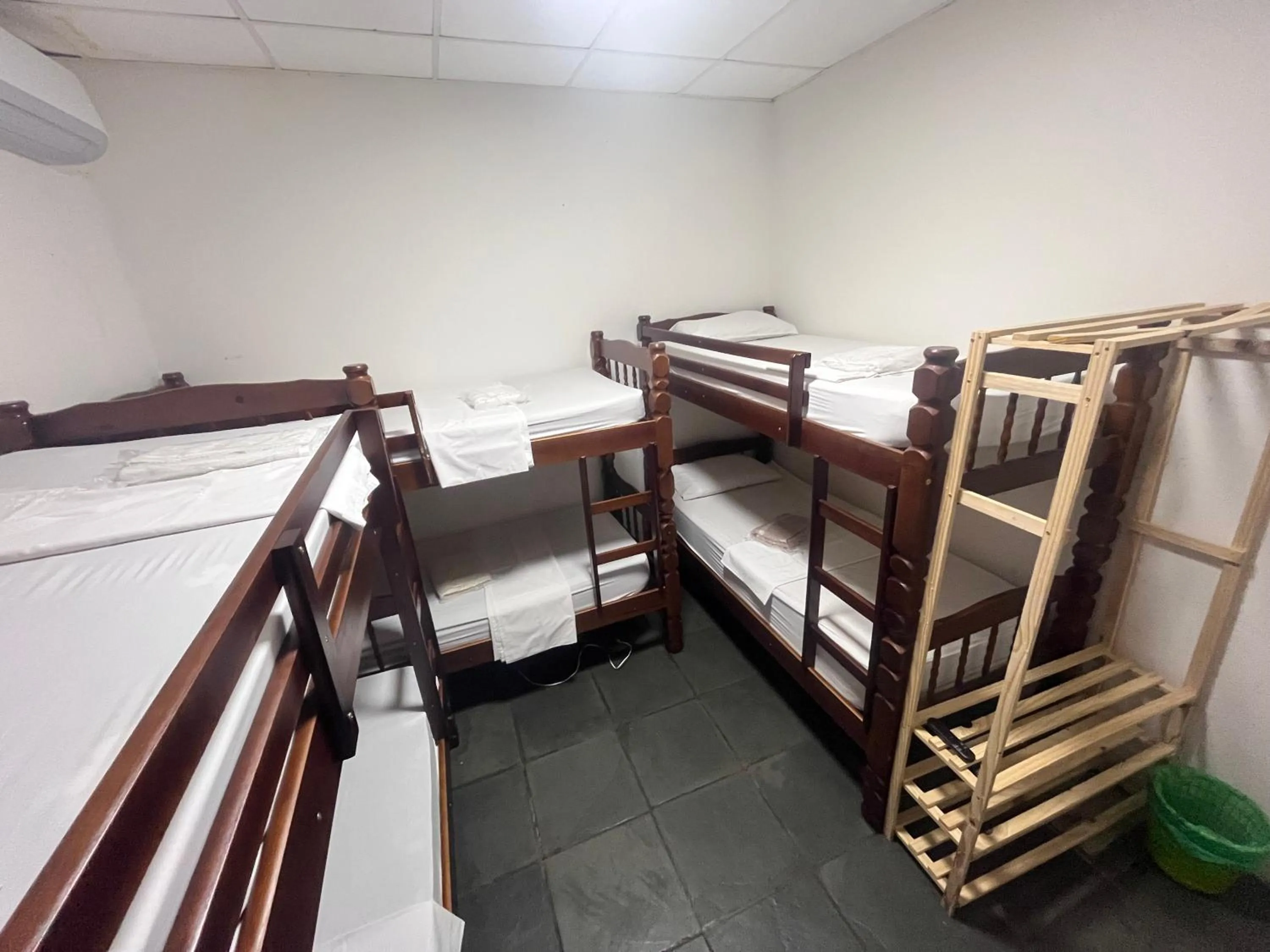 Photo of the whole room in COACHHOSTEL7