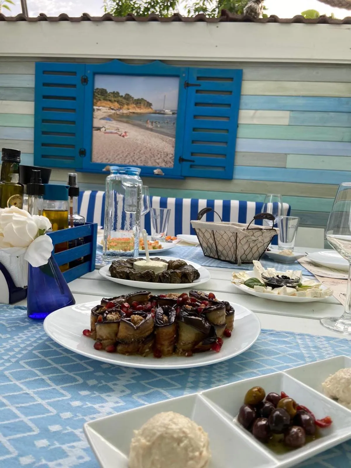 Food in Lilia 2 Family Hotel