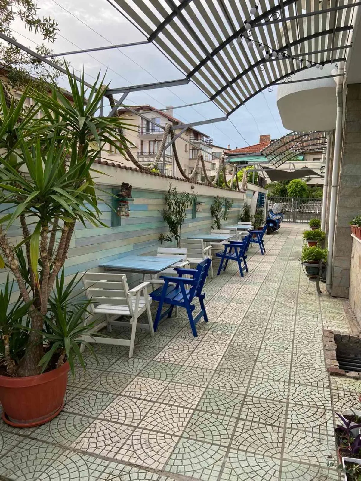 Restaurant/places to eat in Lilia 2 Family Hotel