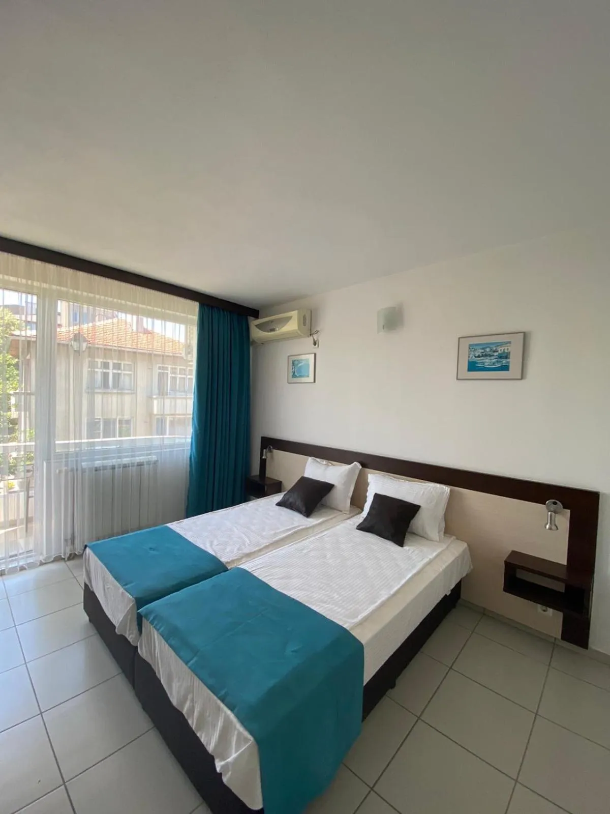 Lilia 2 Family Hotel