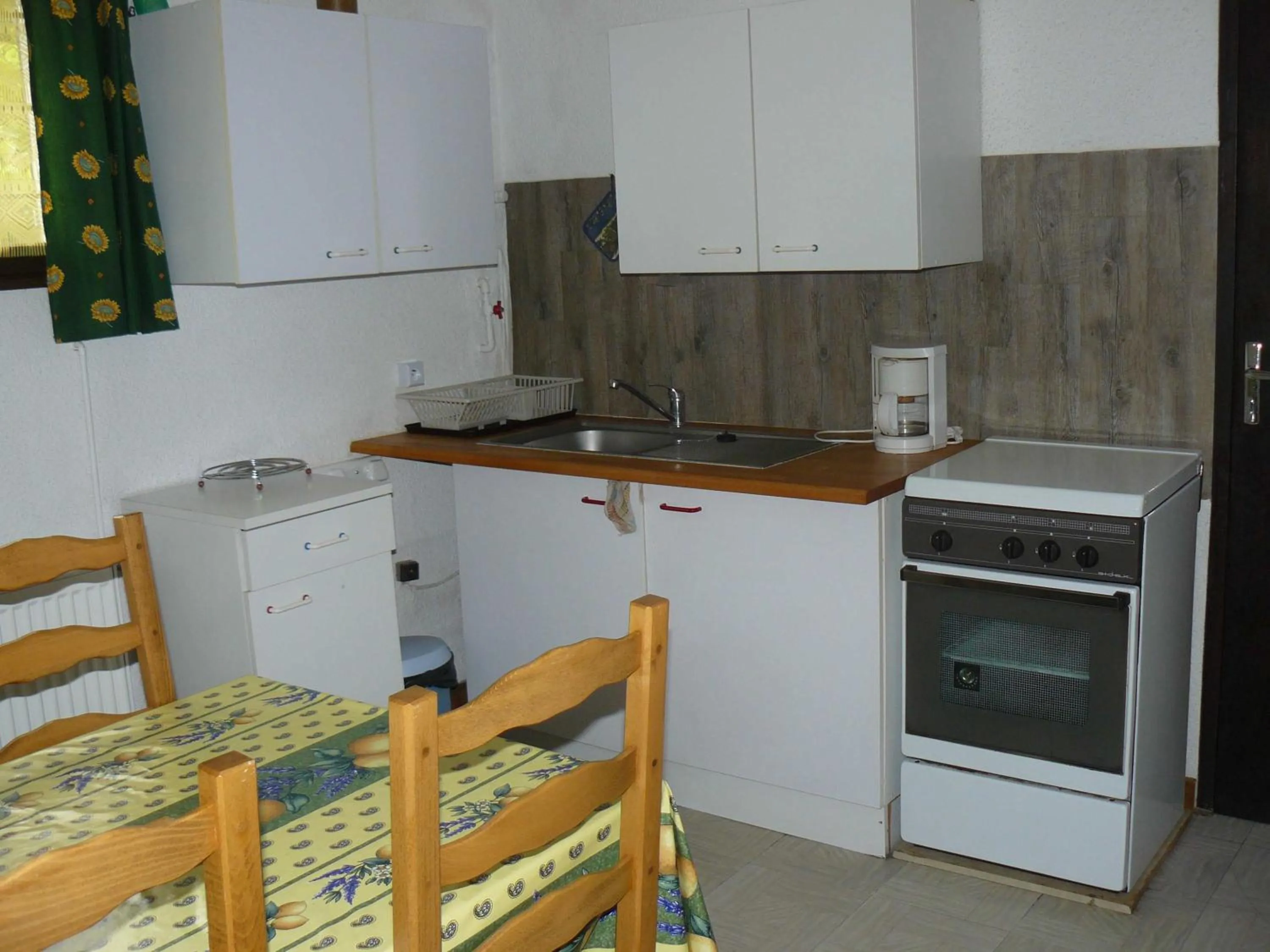 Kitchen or kitchenette in Le Claux des Hespérides