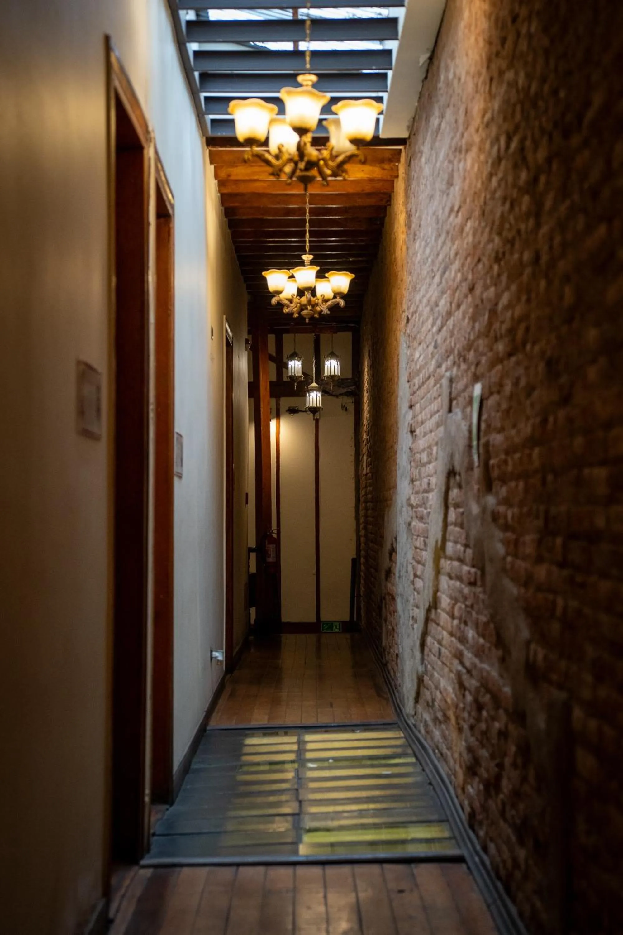 Decorative detail in Hotel Reina Victoria Valparaíso