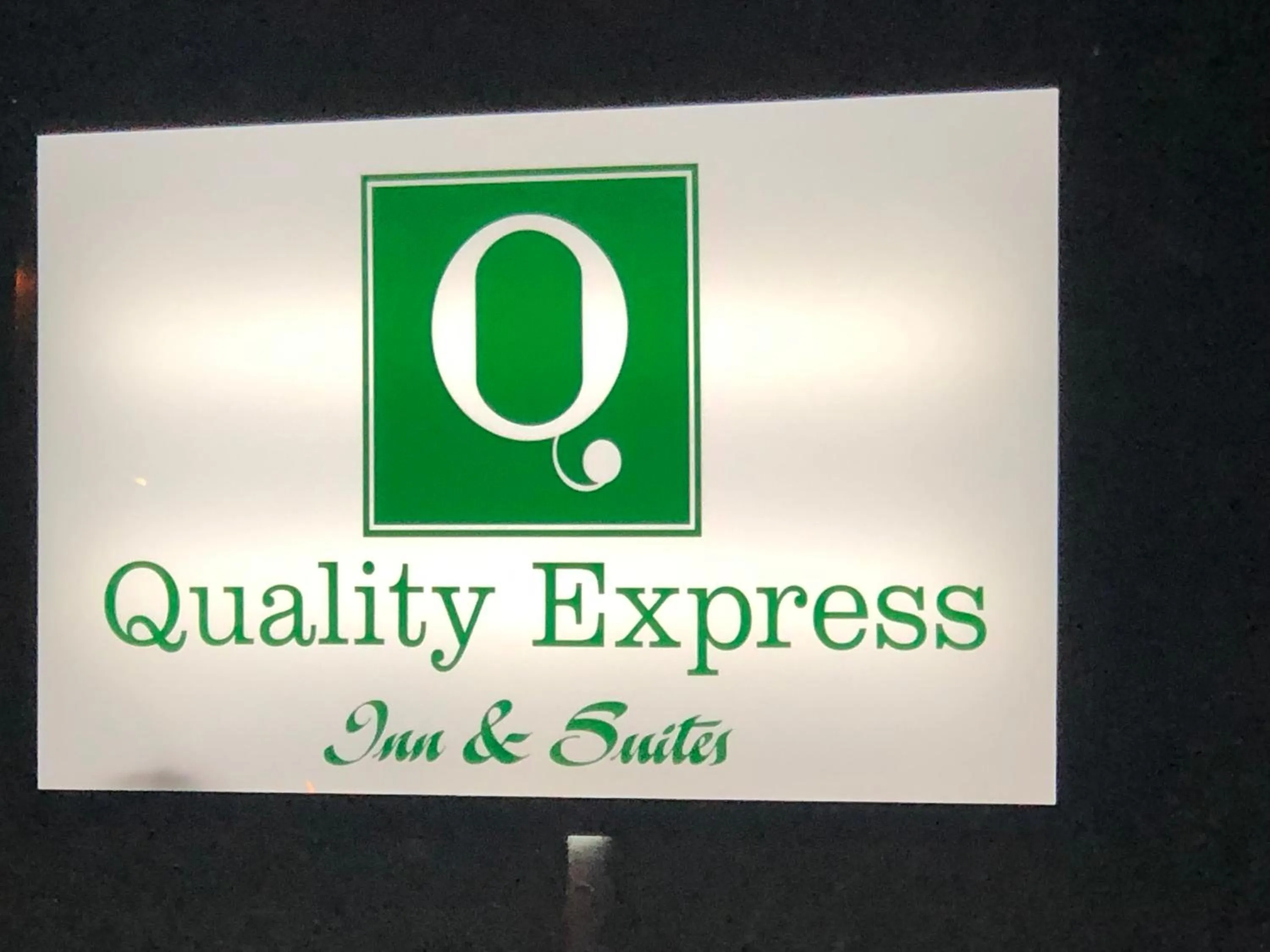 Quality Express Inn & Suites