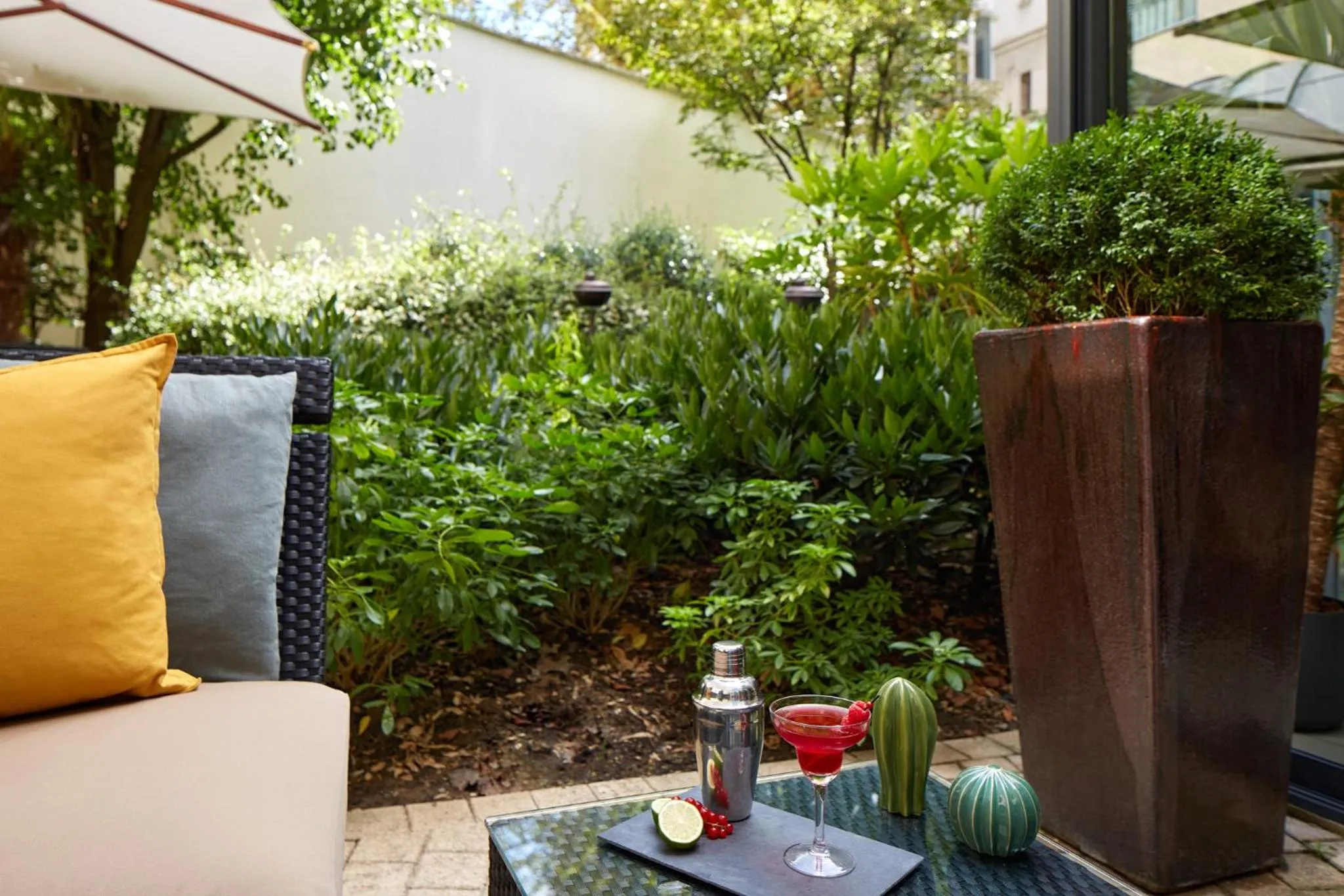 Property building in Ampère