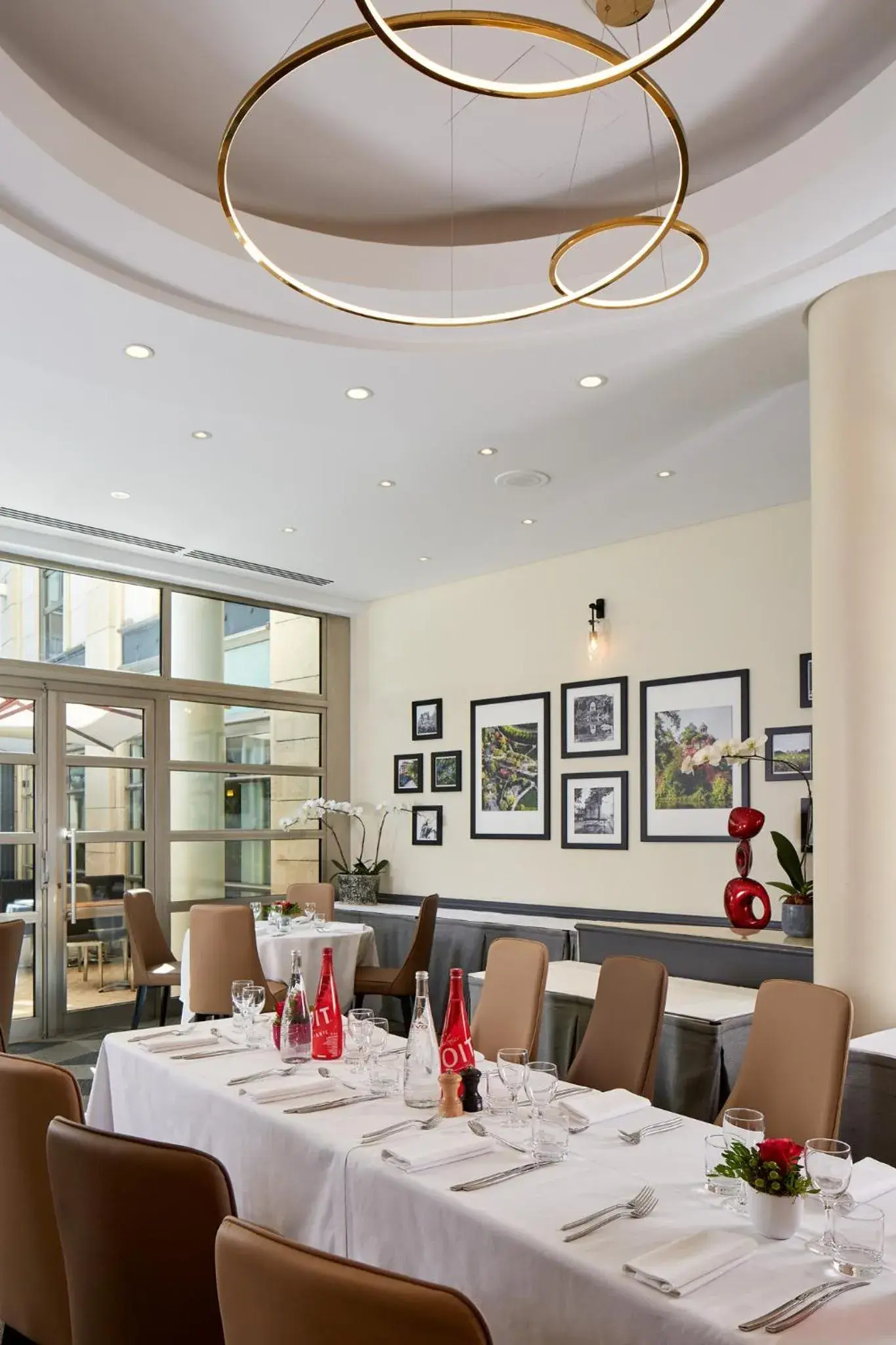 Property building in Ampère Property building in Ampère