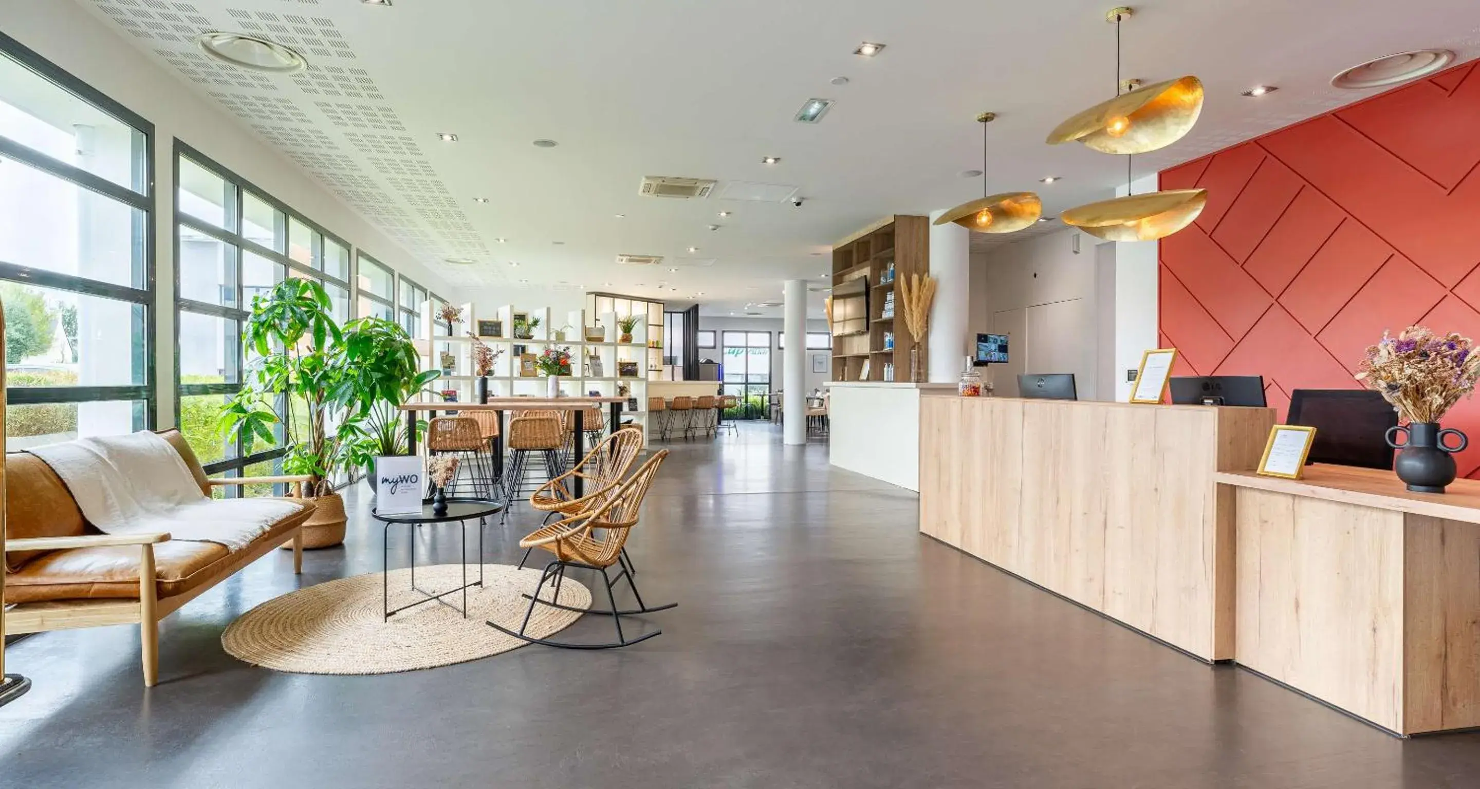 Lobby or reception in Best Western Hôtel De La Cité & Spa Lobby or reception in Best Western Hôtel De La Cité & Spa