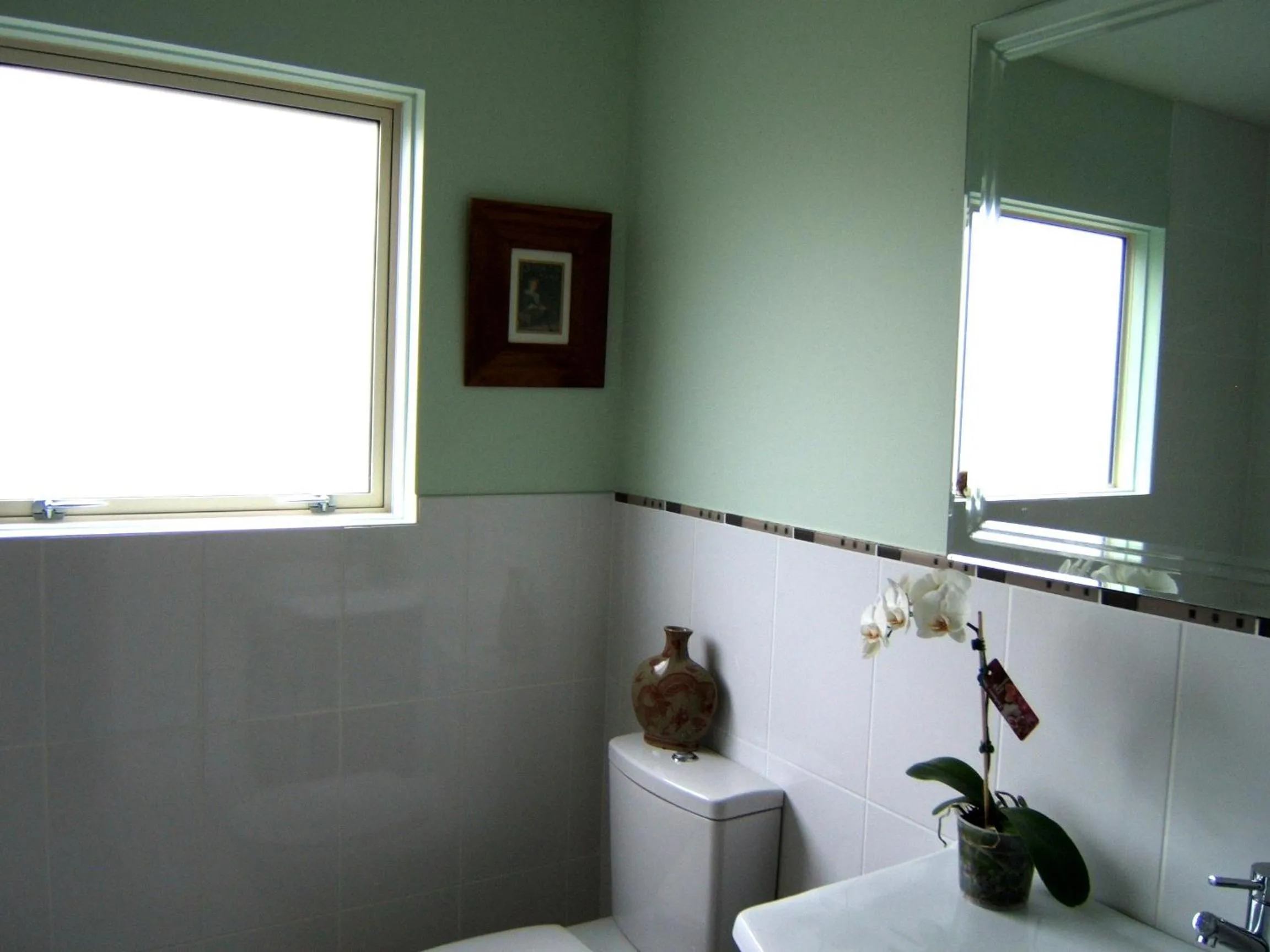 Bathroom in The Beach House Bed and Breakfast