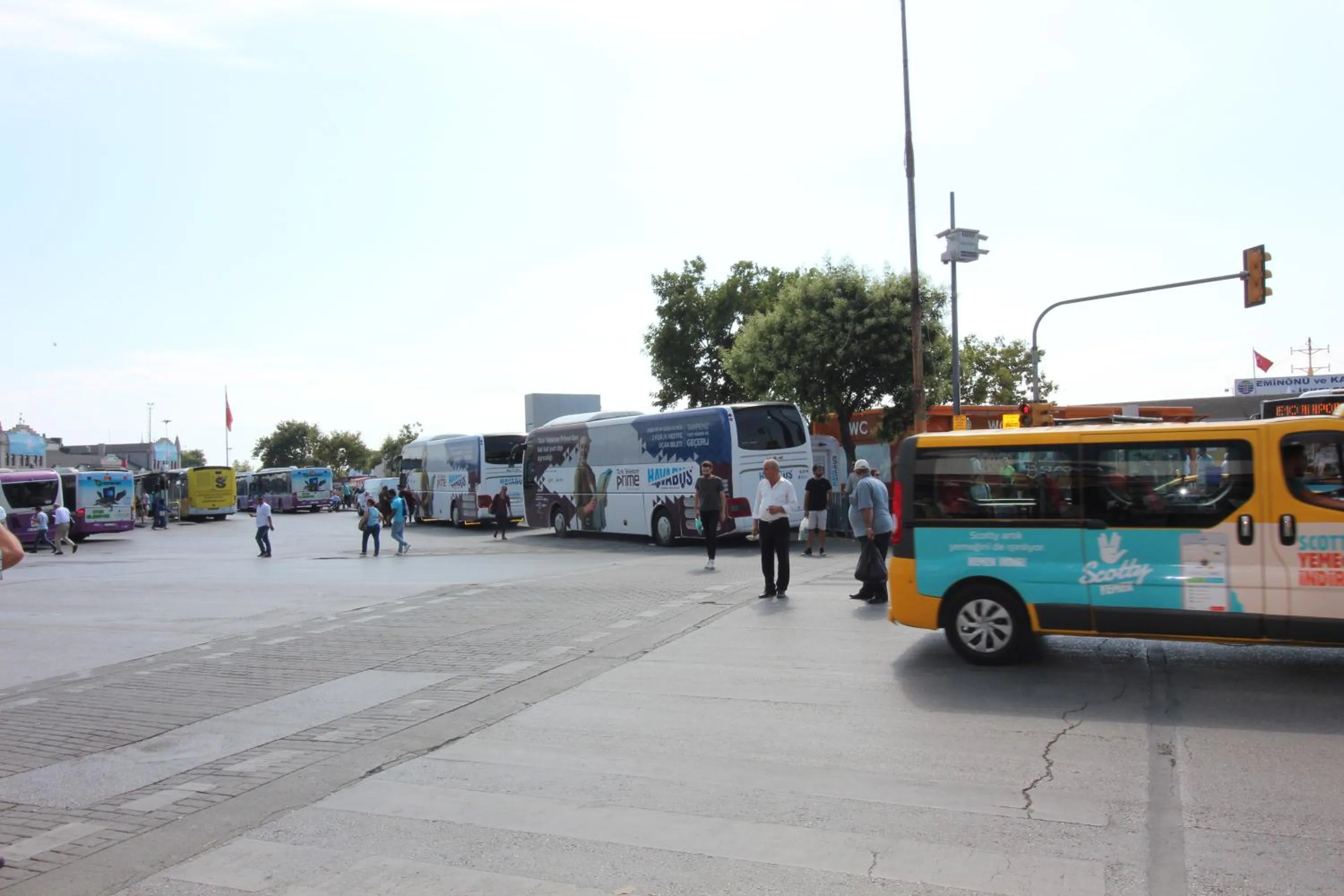 Neighbourhood in Kadikoy Otel