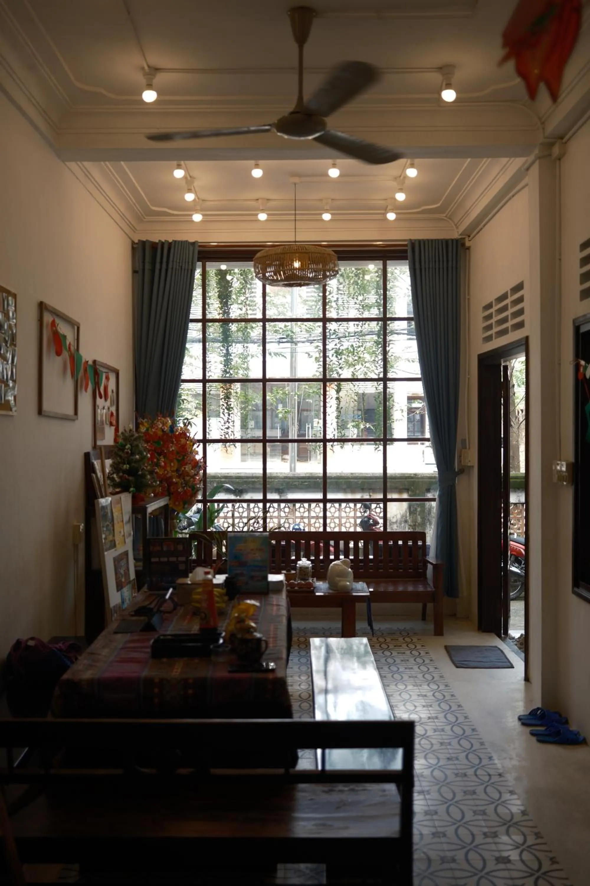 Living room in a-mâze house