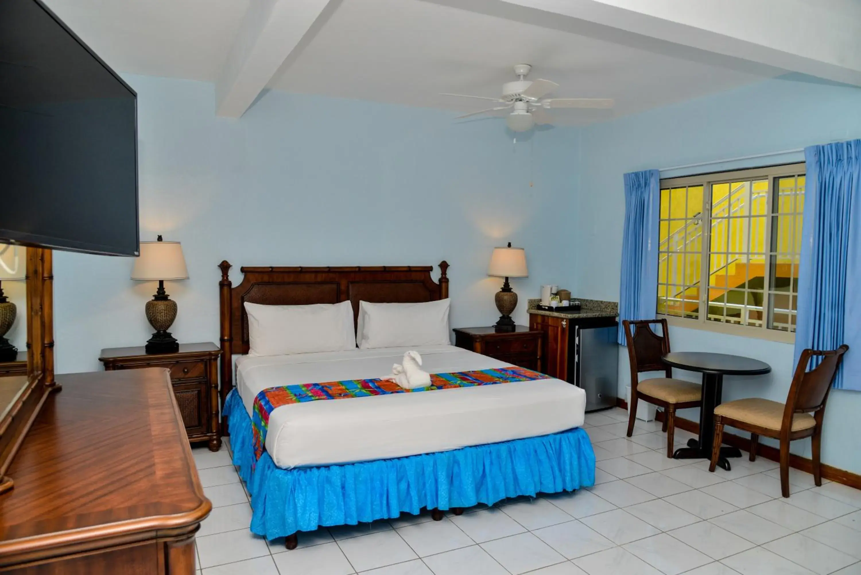 Photo of the whole room, Bed in Coco La Palm Photo of the whole room, Bed in Coco La Palm