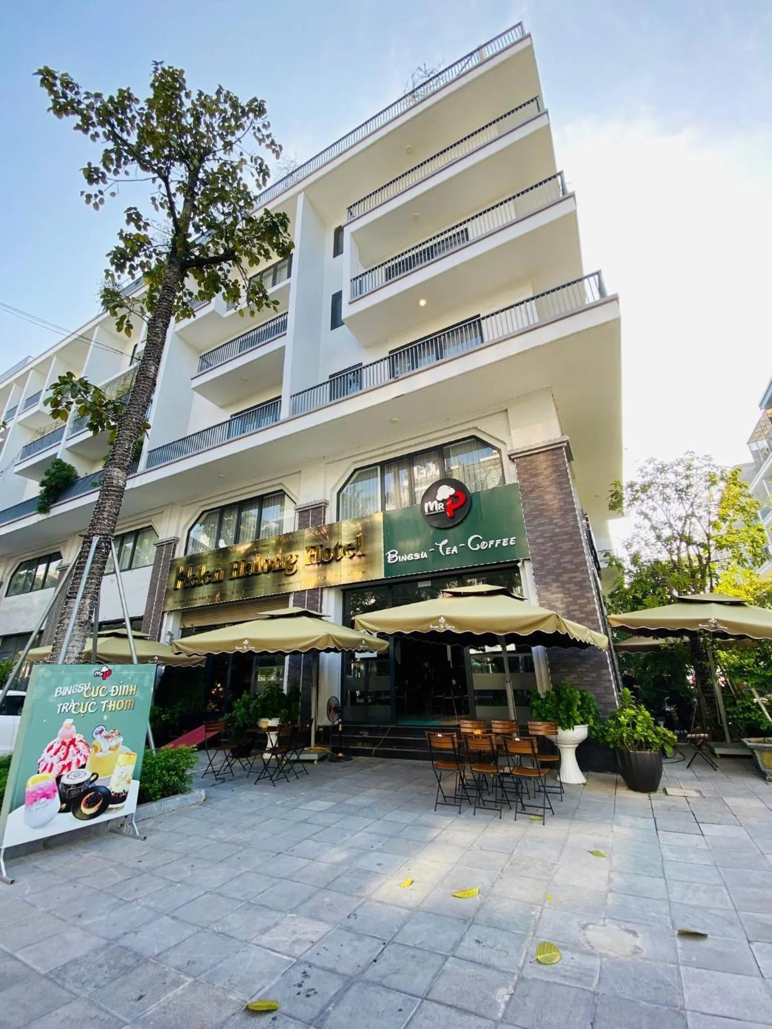 Property building in Helen Halong Hotel