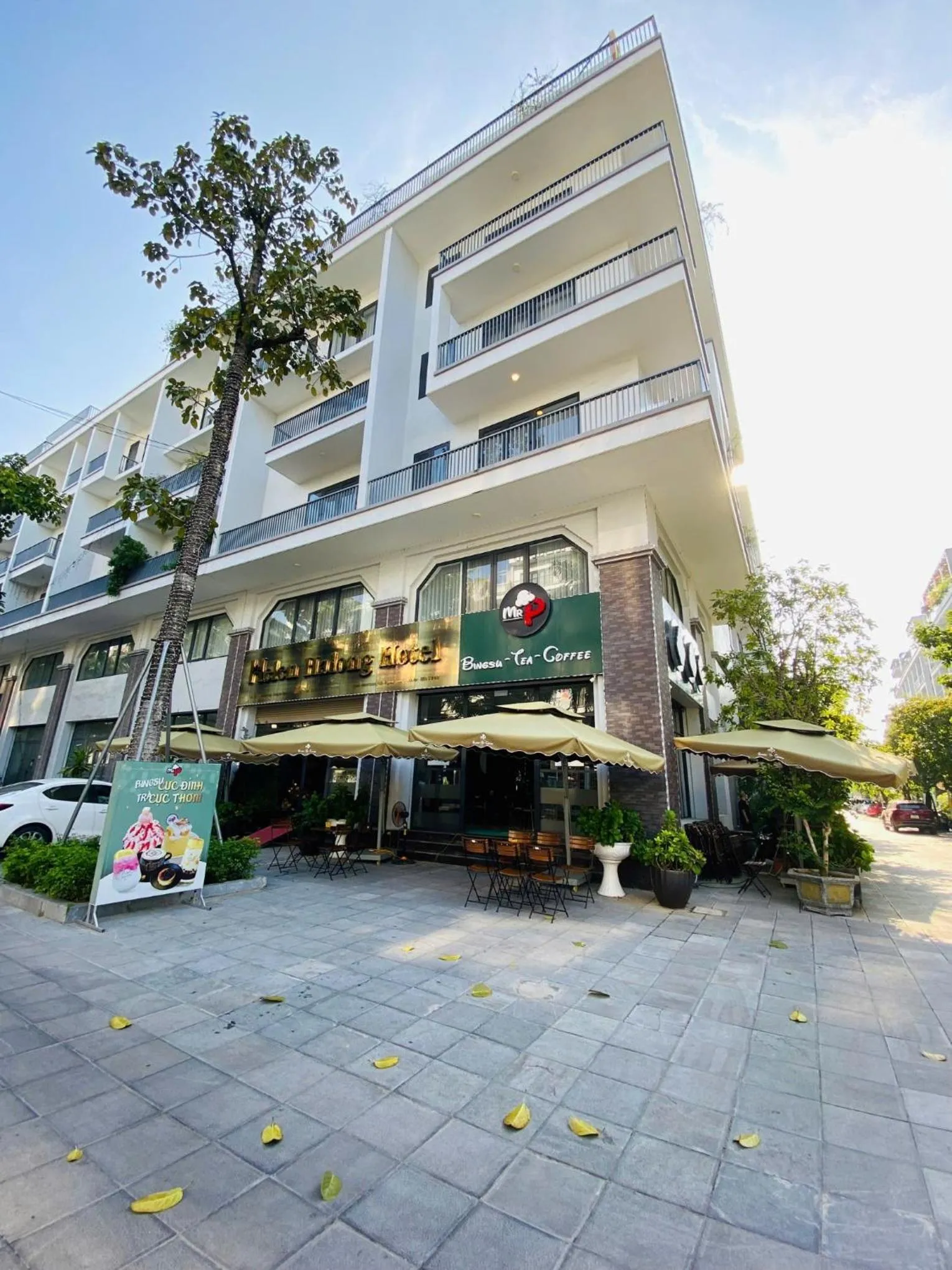 Property building in Helen Halong Hotel