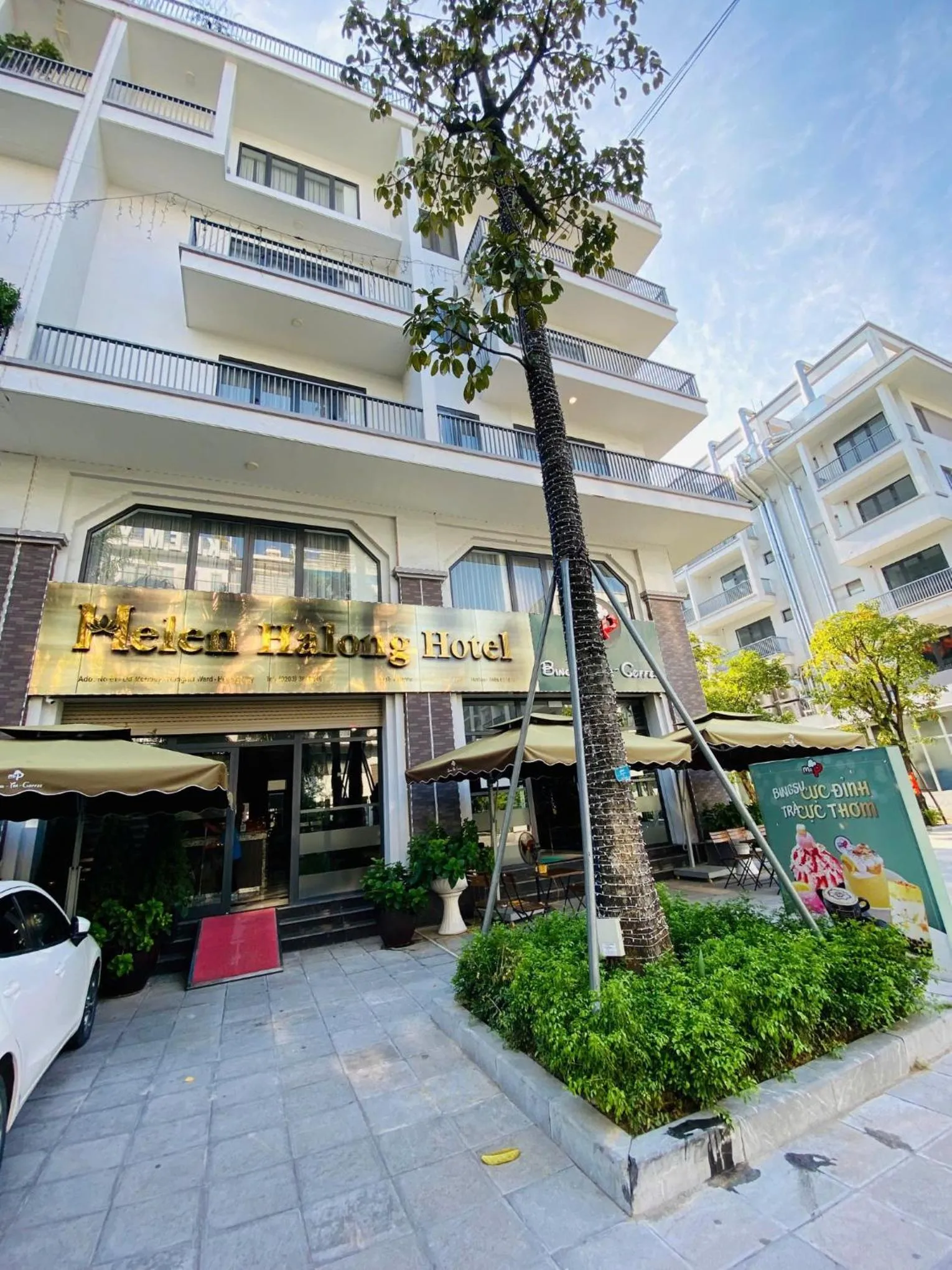 Property building in Helen Halong Hotel
