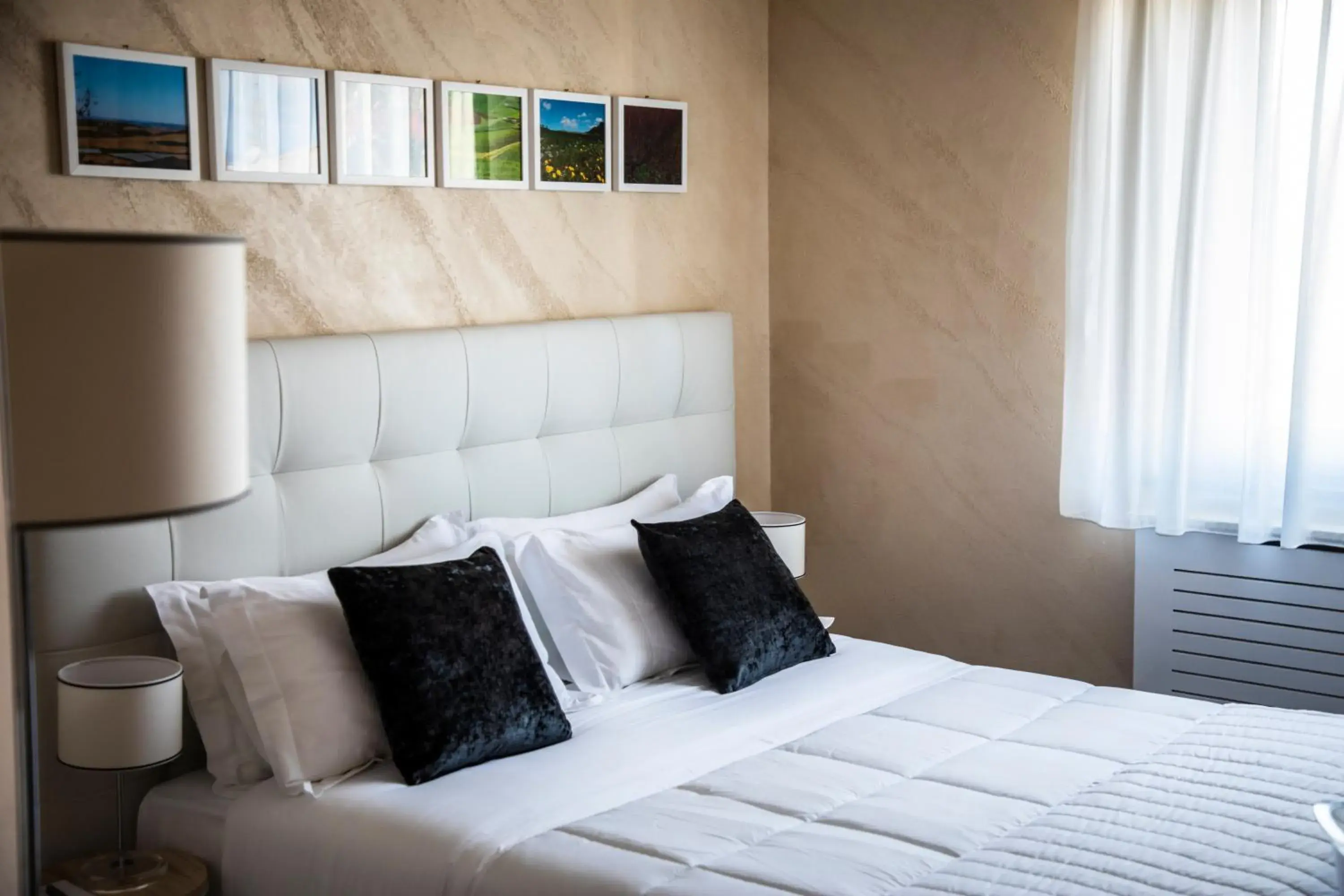 Double Room - single occupancy in Hotel Villa Flora Relais Double Room - single occupancy in Hotel Villa Flora Relais