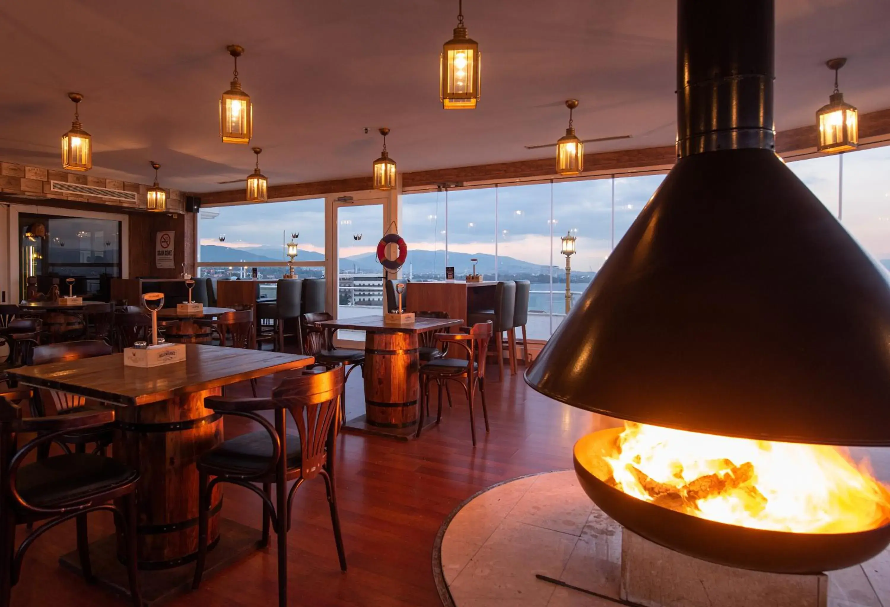 Lounge or bar in Wellborn Luxury Hotel Lounge or bar in Wellborn Luxury Hotel