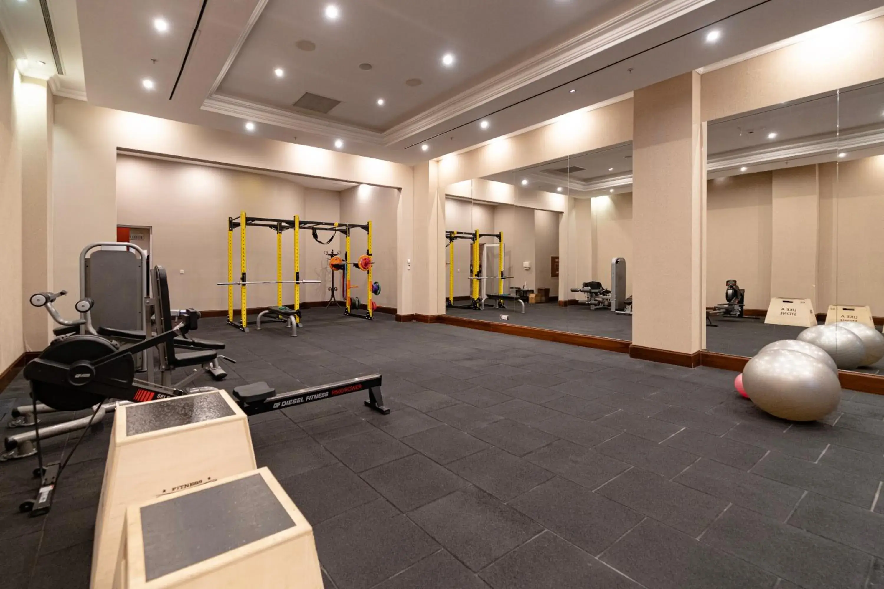 Fitness centre/facilities in Wellborn Luxury Hotel Fitness centre/facilities in Wellborn Luxury Hotel
