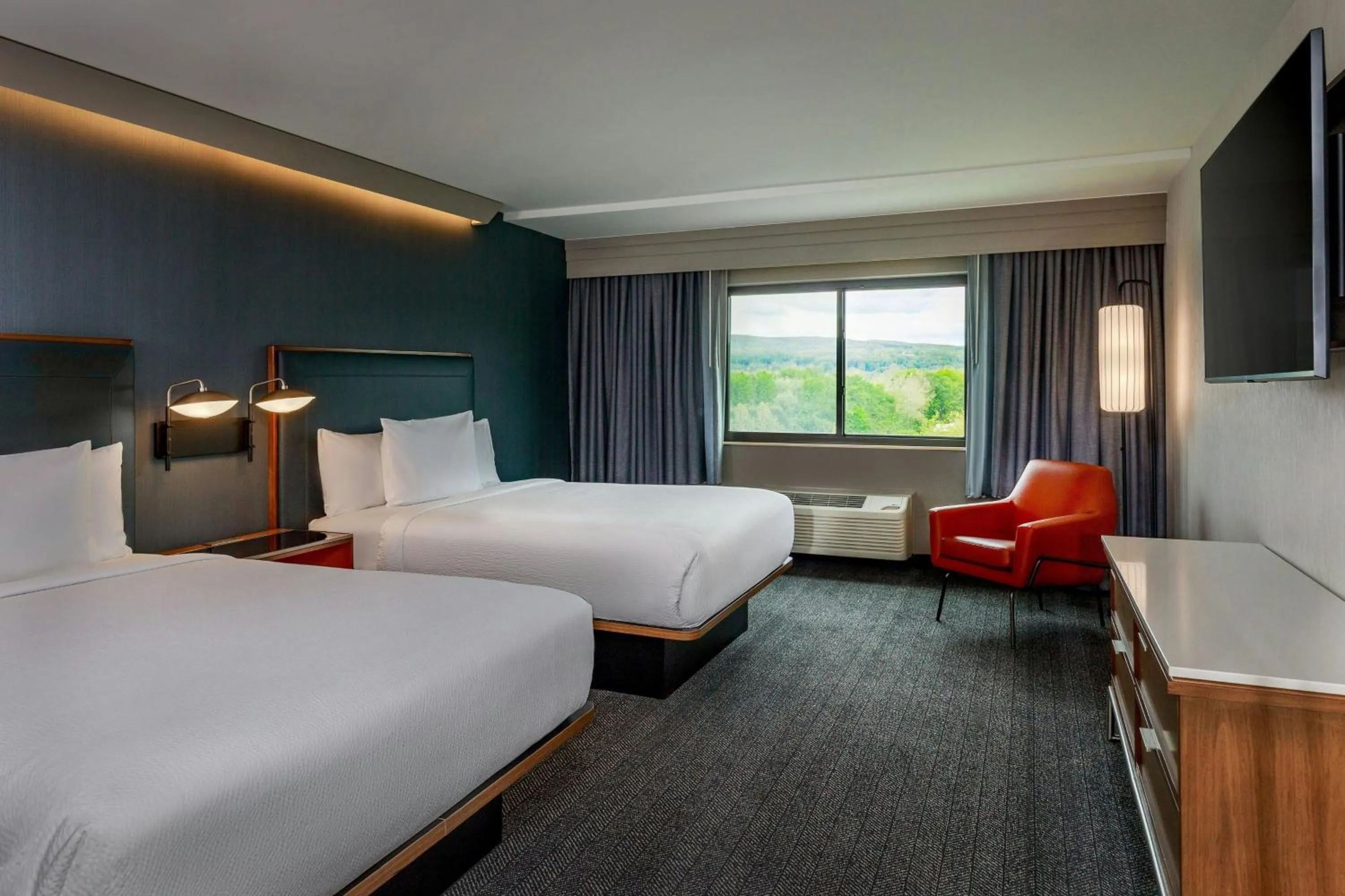 Bedroom, Bed in Courtyard by Marriott Oneonta