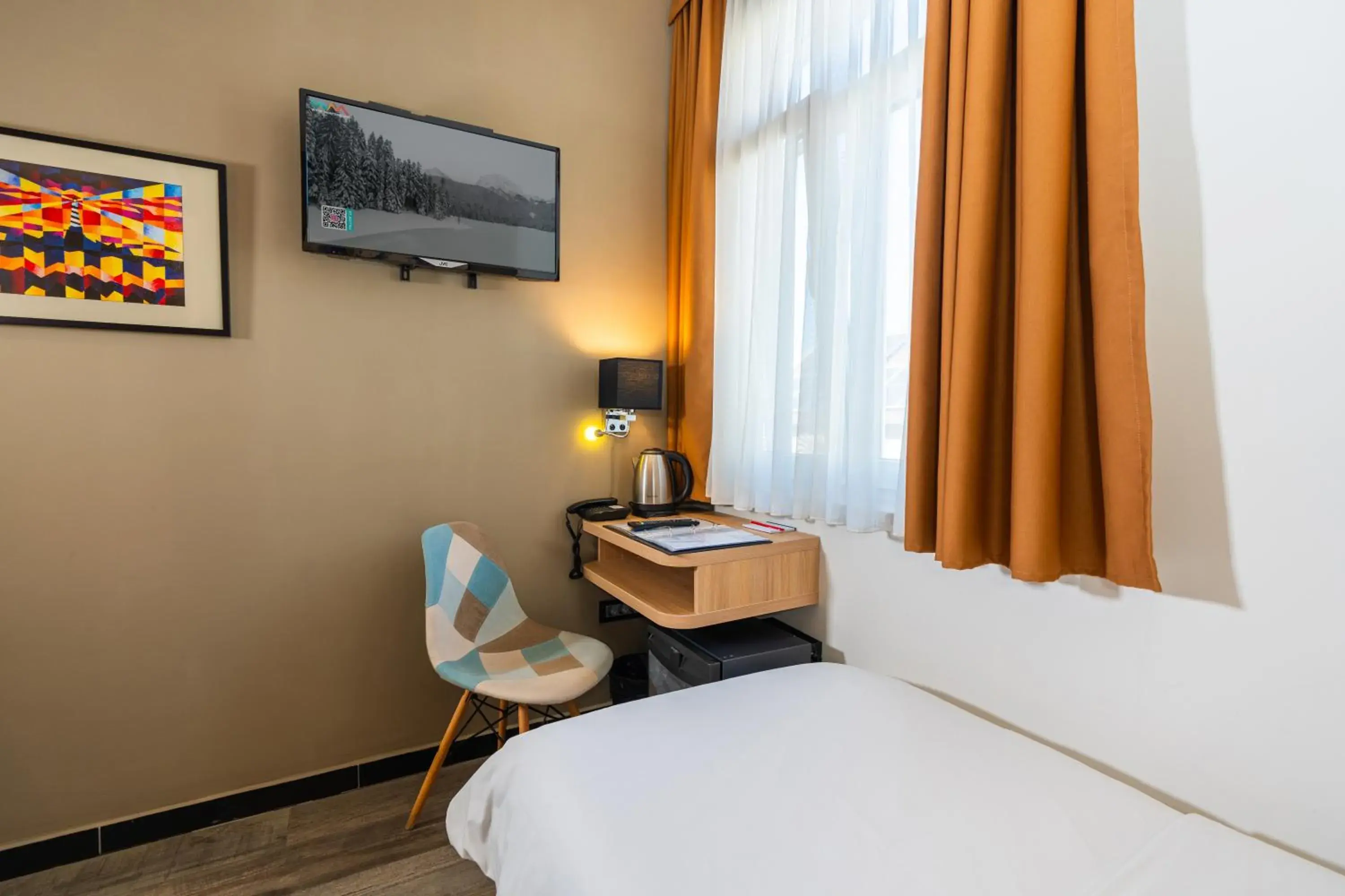 Single Room with Private Bathroom - single occupancy in Hotel Resurs Single Room with Private Bathroom - single occupancy in Hotel Resurs