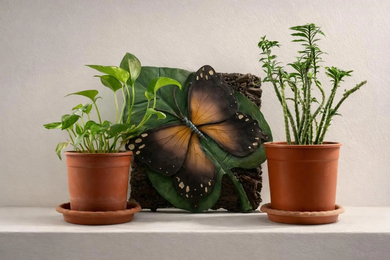 Decorative detail in Inn Sun Hotel