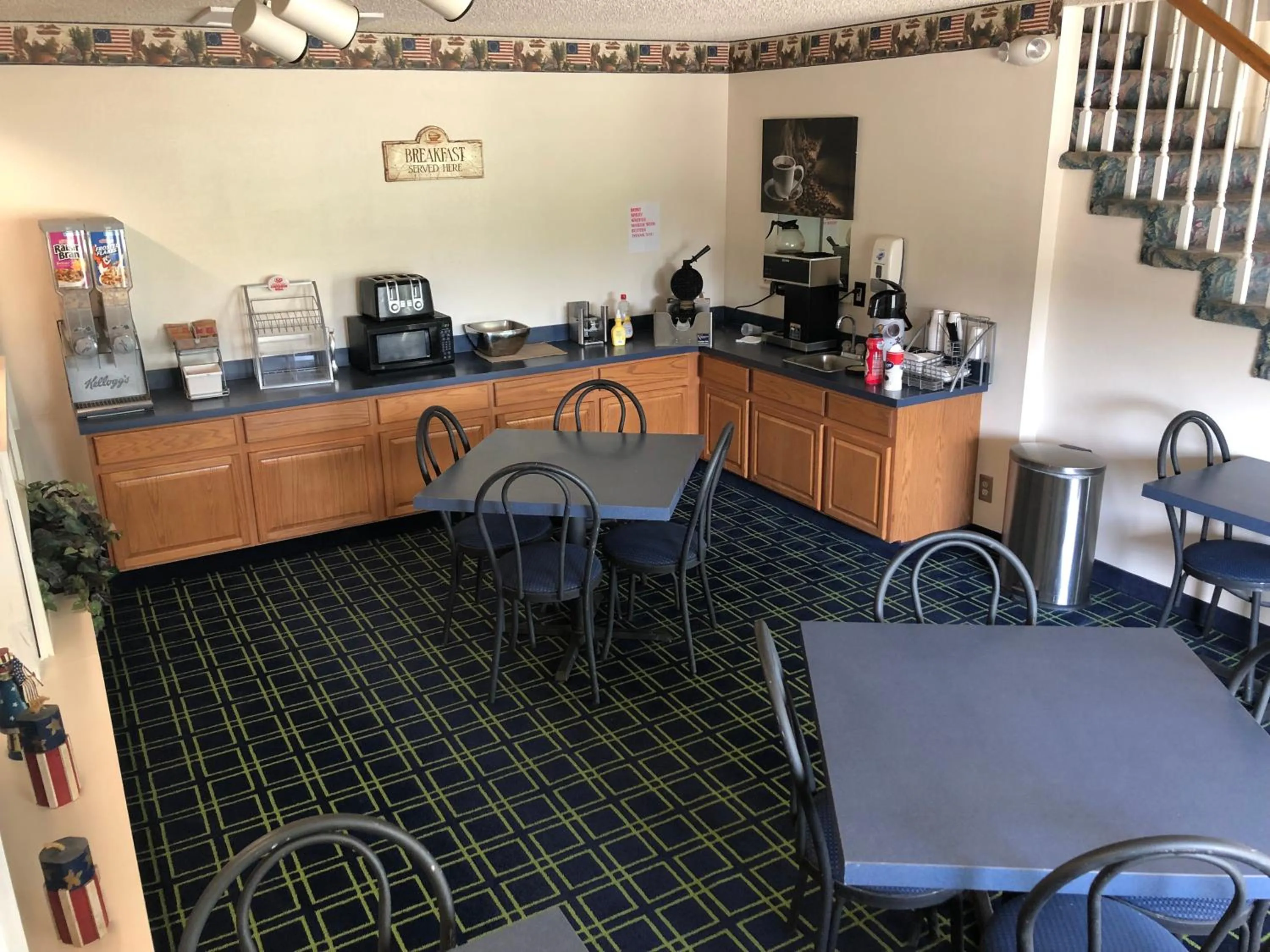 Sunset Inn and Suites