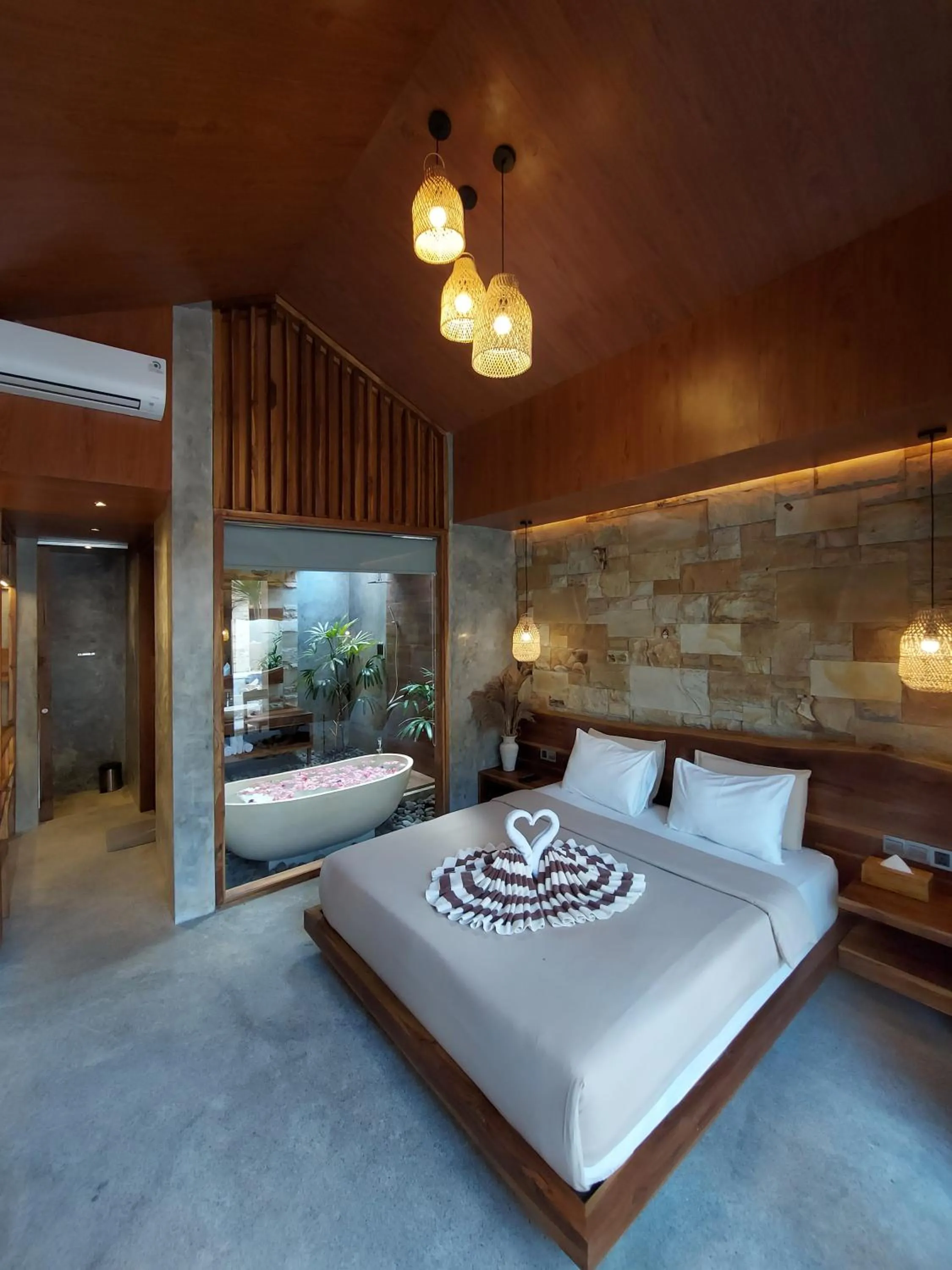 Bed in Batatu Resort - Adults Only