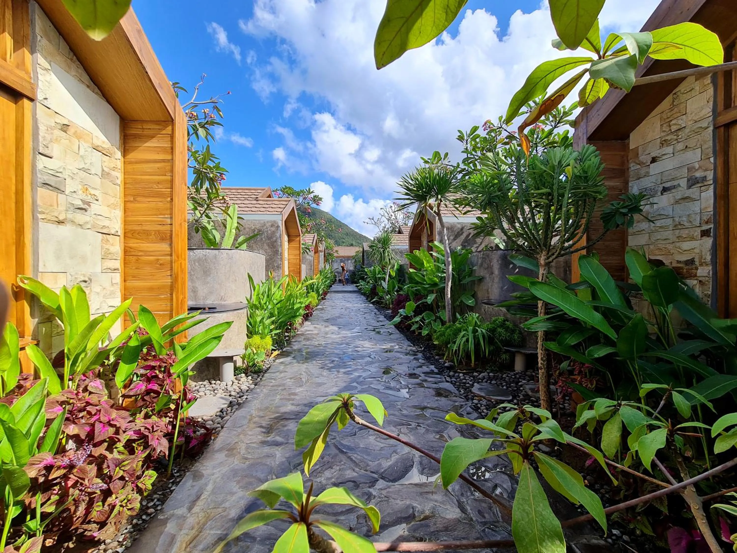 Spring in Batatu Resort - Adults Only