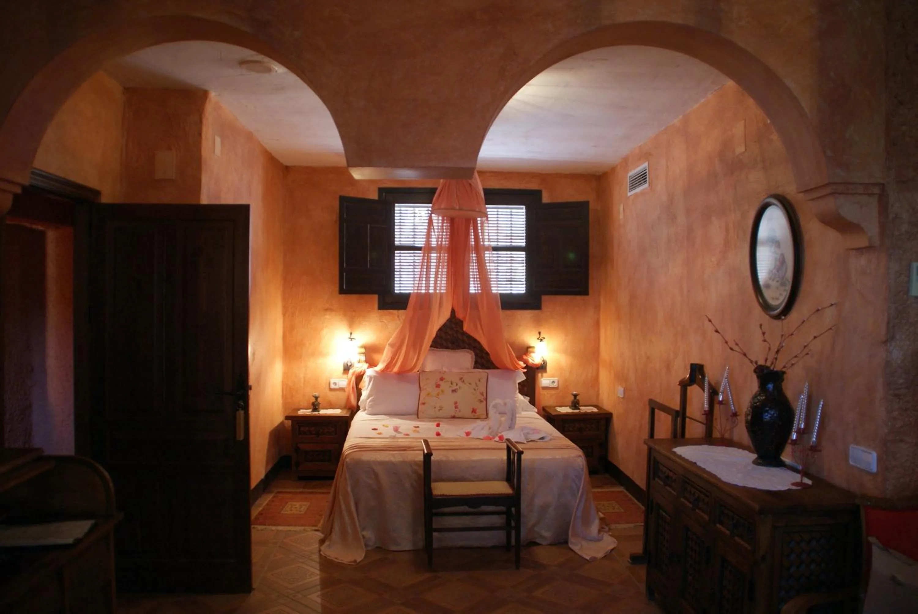 Bed in Hotel Palacio Guzmanes