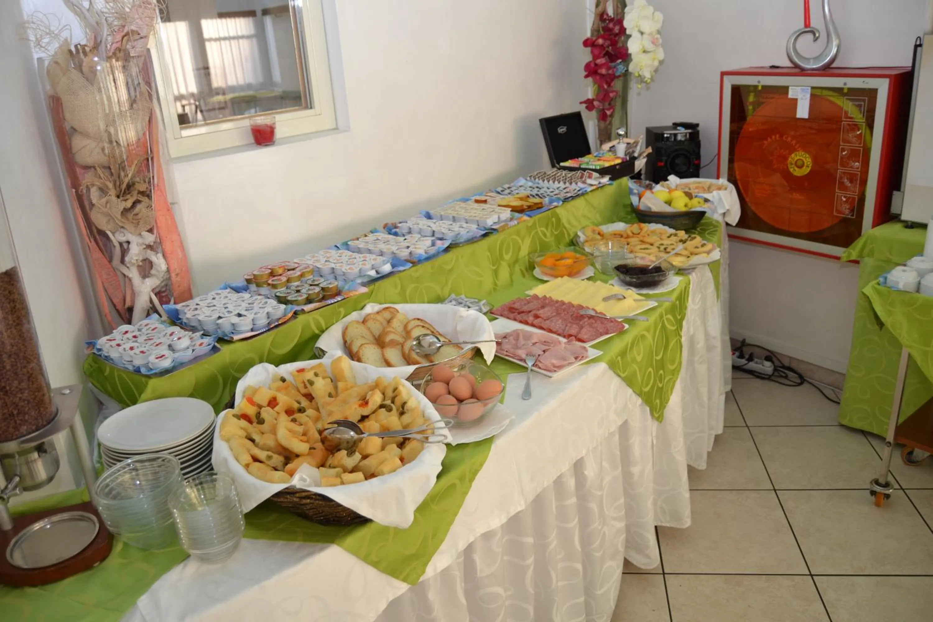 Buffet breakfast in Hotel Zenith