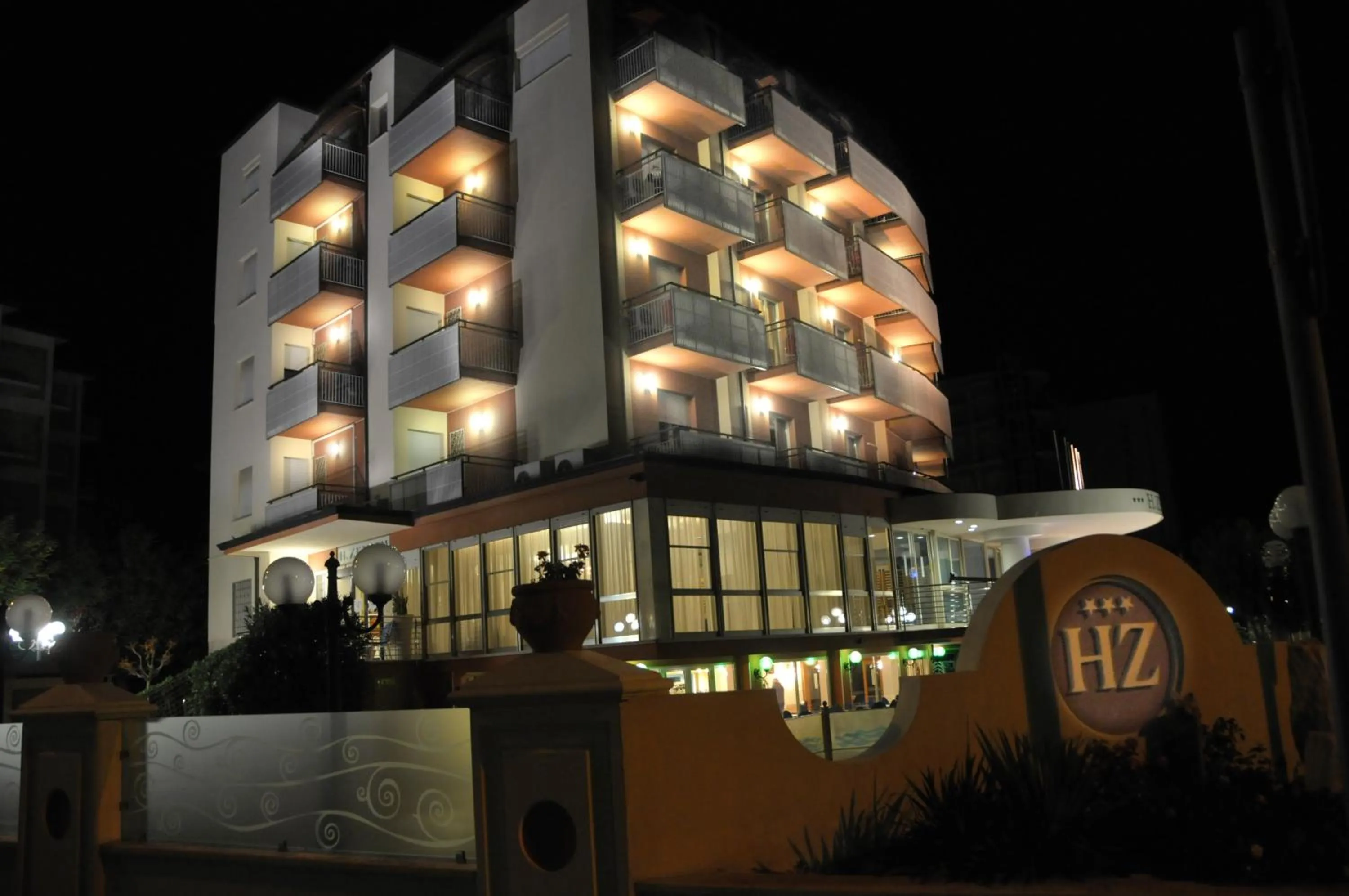 Property building in Hotel Zenith