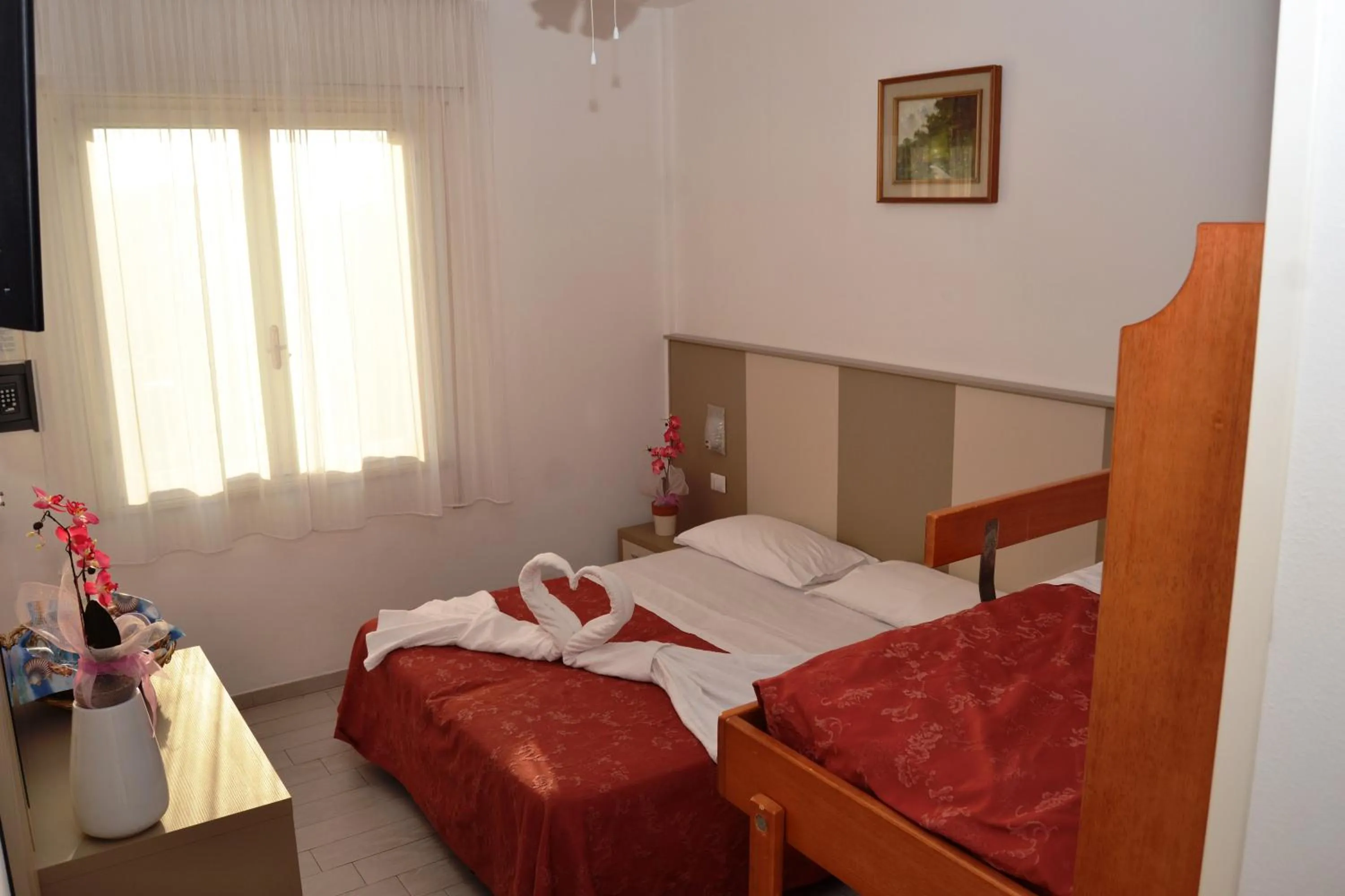 Bedroom, Bed in Hotel Zenith