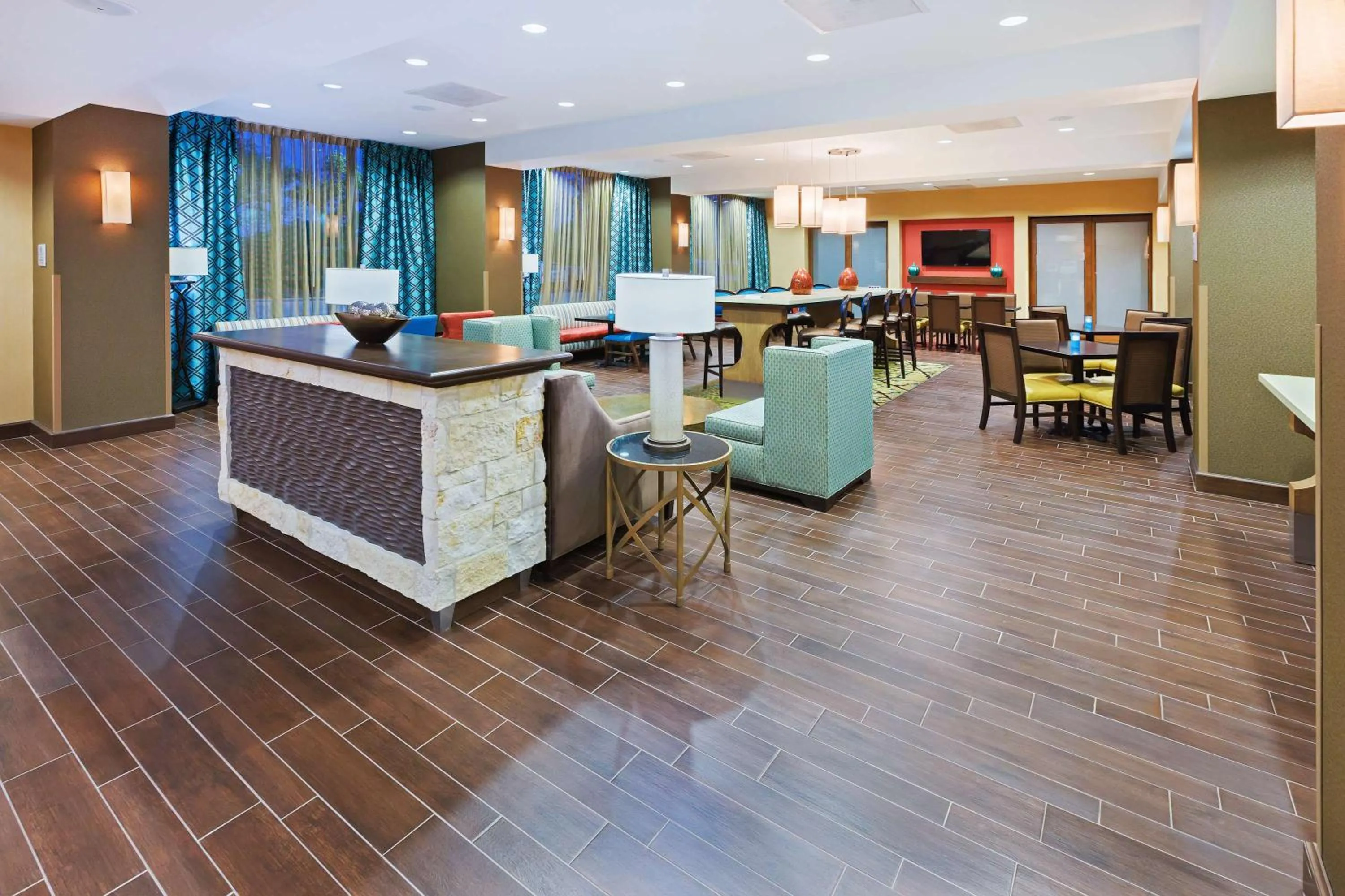 Lobby or reception in Hampton Inn Austin Oak Hill
