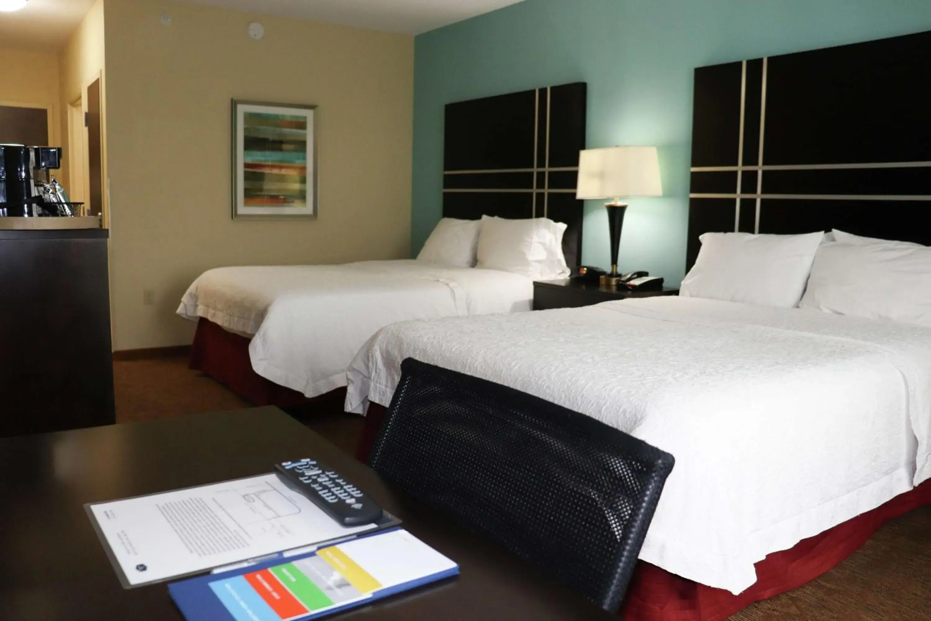 Bed in Hampton Inn Austin Oak Hill Bed in Hampton Inn Austin Oak Hill