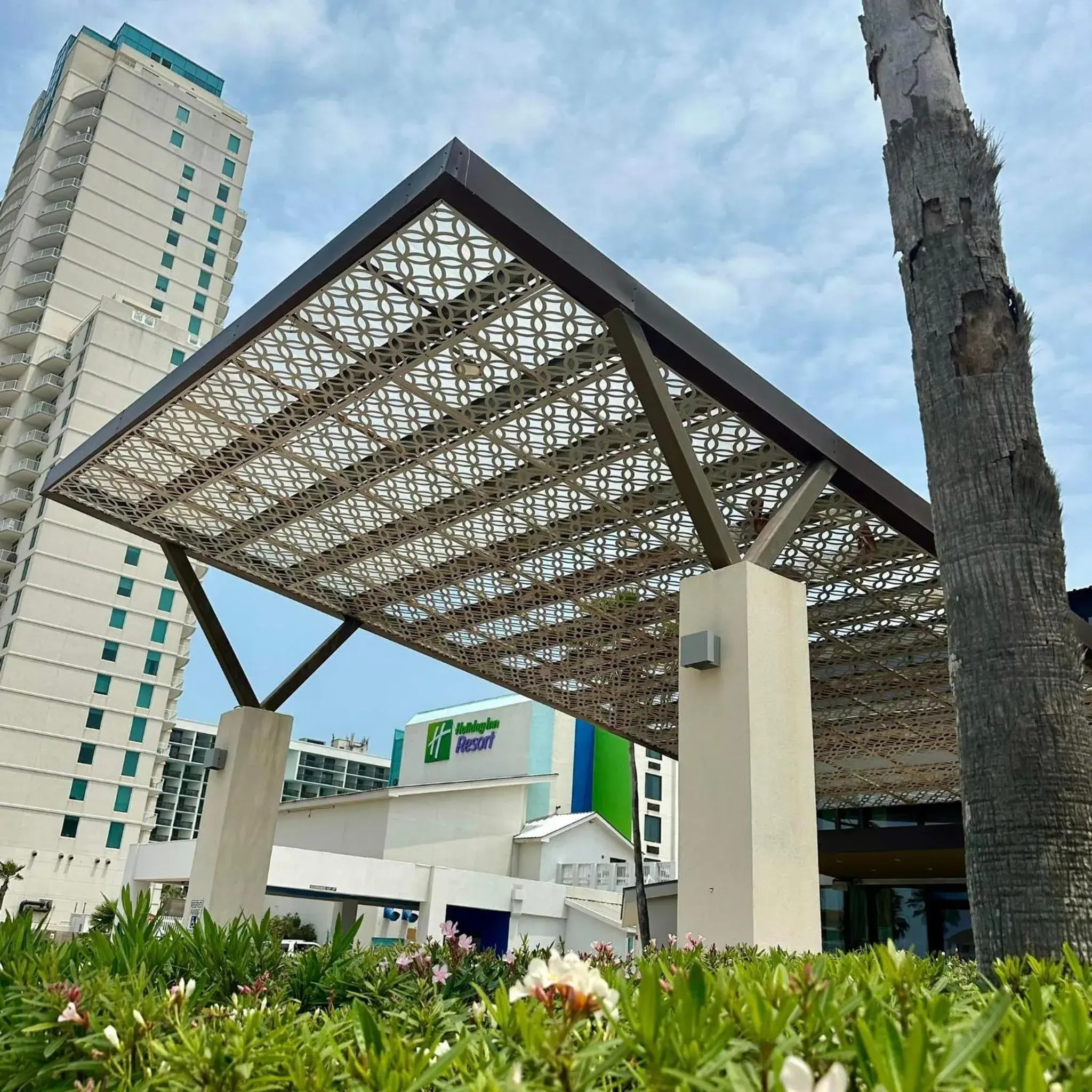 Property building in Holiday Inn Resort South Padre Island-Beach Front by IHG Property building in Holiday Inn Resort South Padre Island-Beach Front by IHG