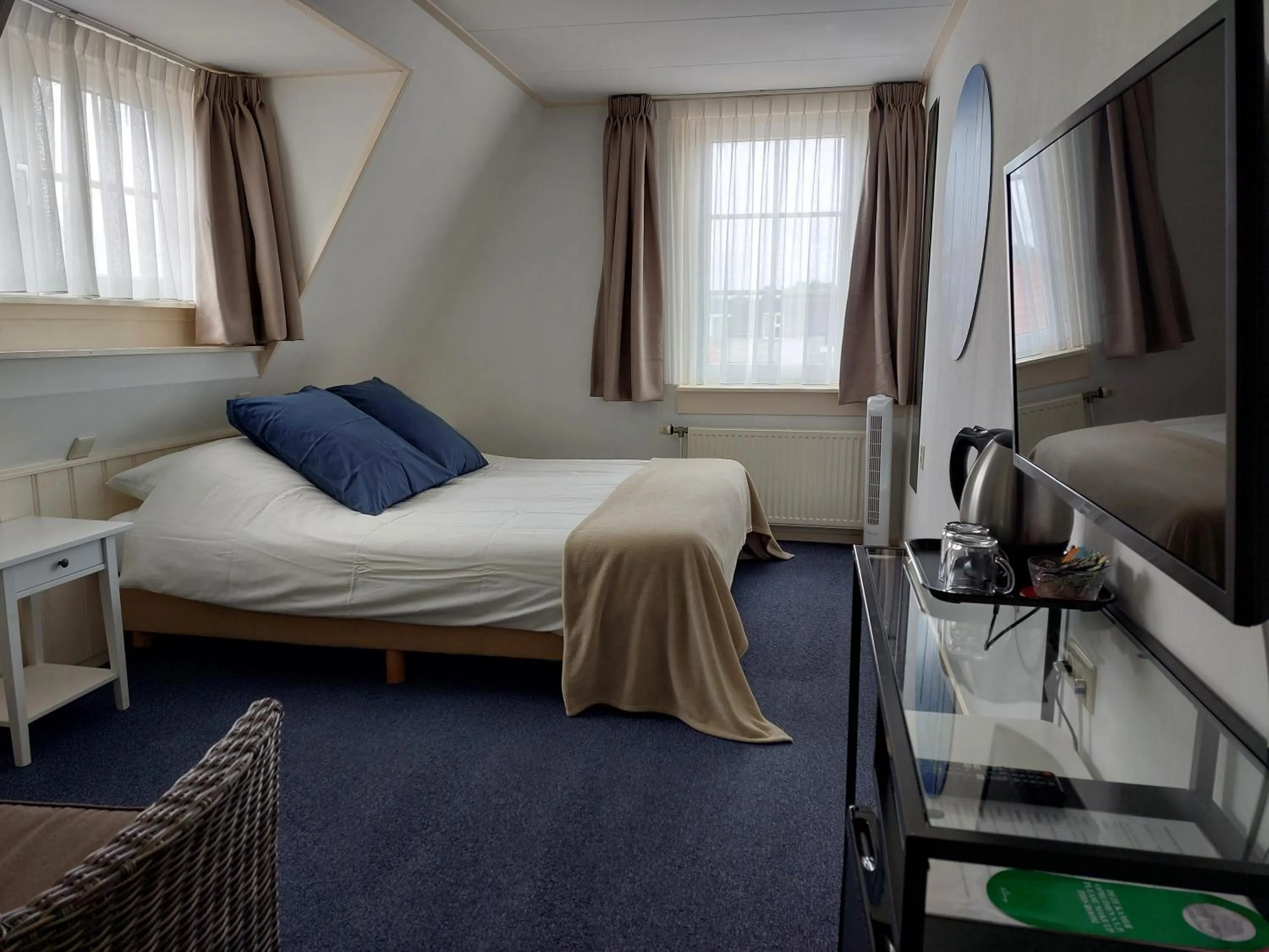 Bedroom, Bed in Hotel Het Gouden Boltje