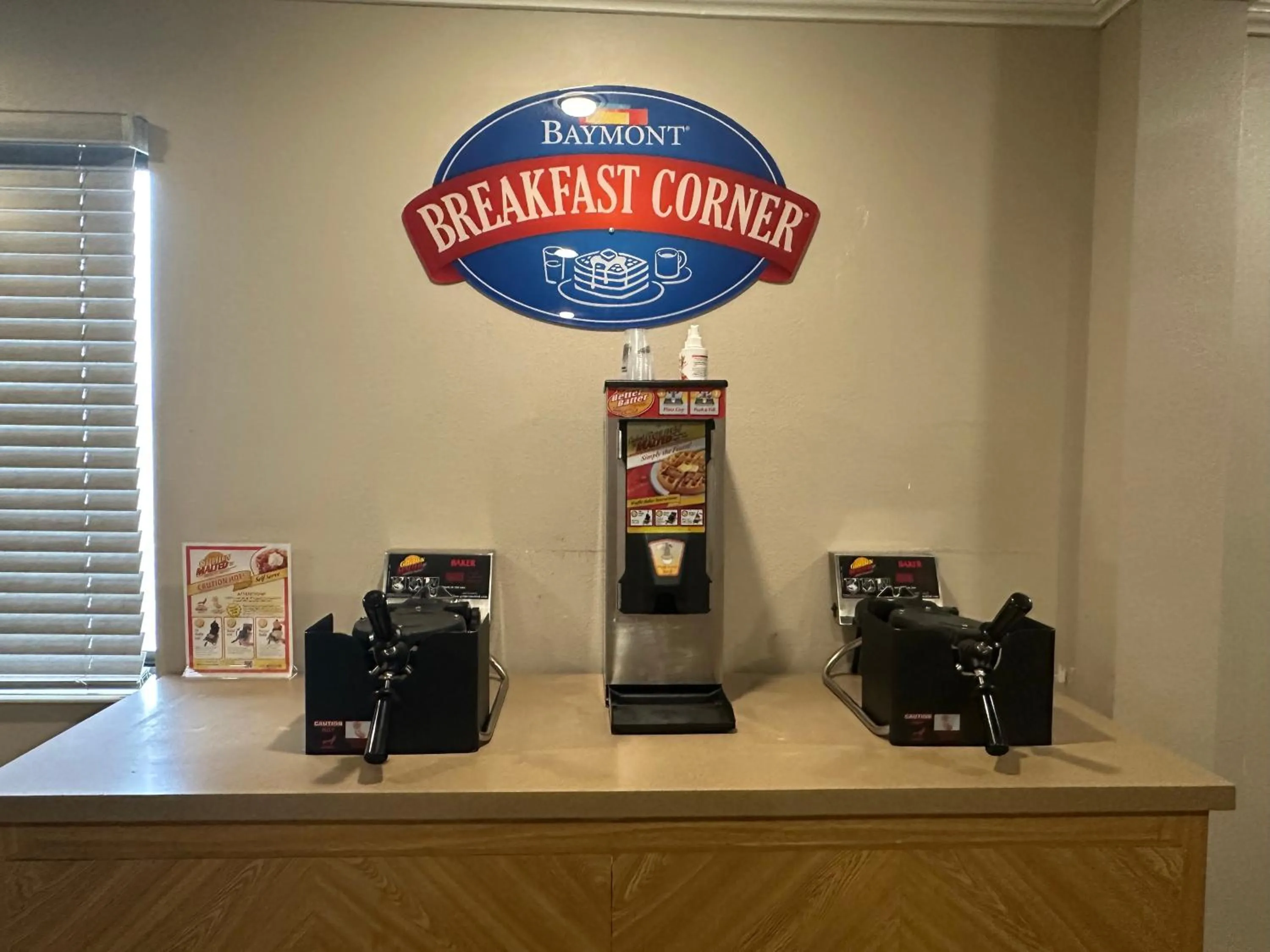 Breakfast in Baymont by Wyndham Columbia, MO