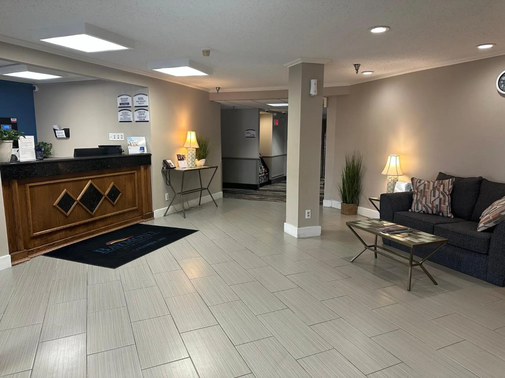 Seating area in Baymont by Wyndham Columbia, MO