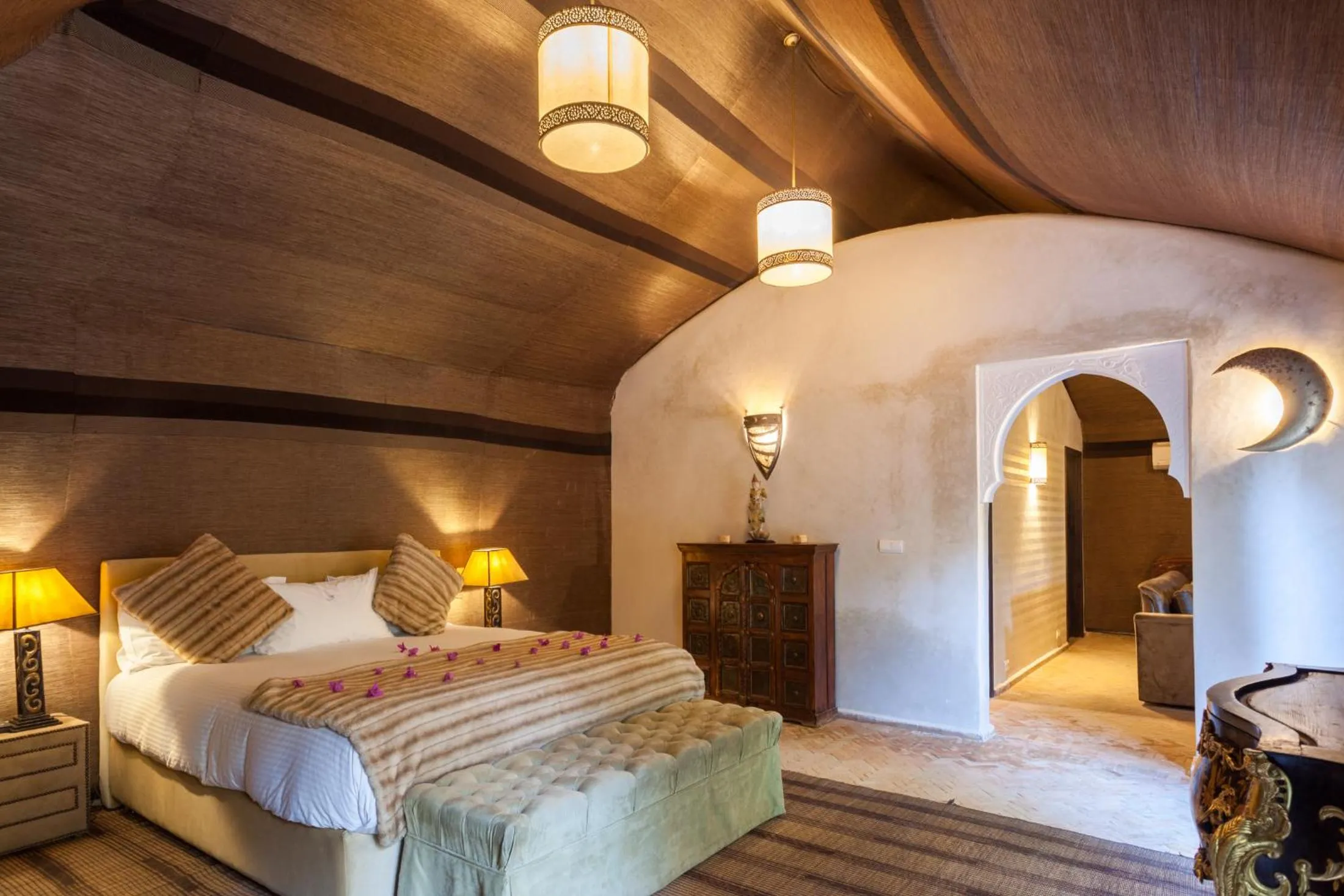 Bedroom, Bed in Le Palais Rhoul and Spa