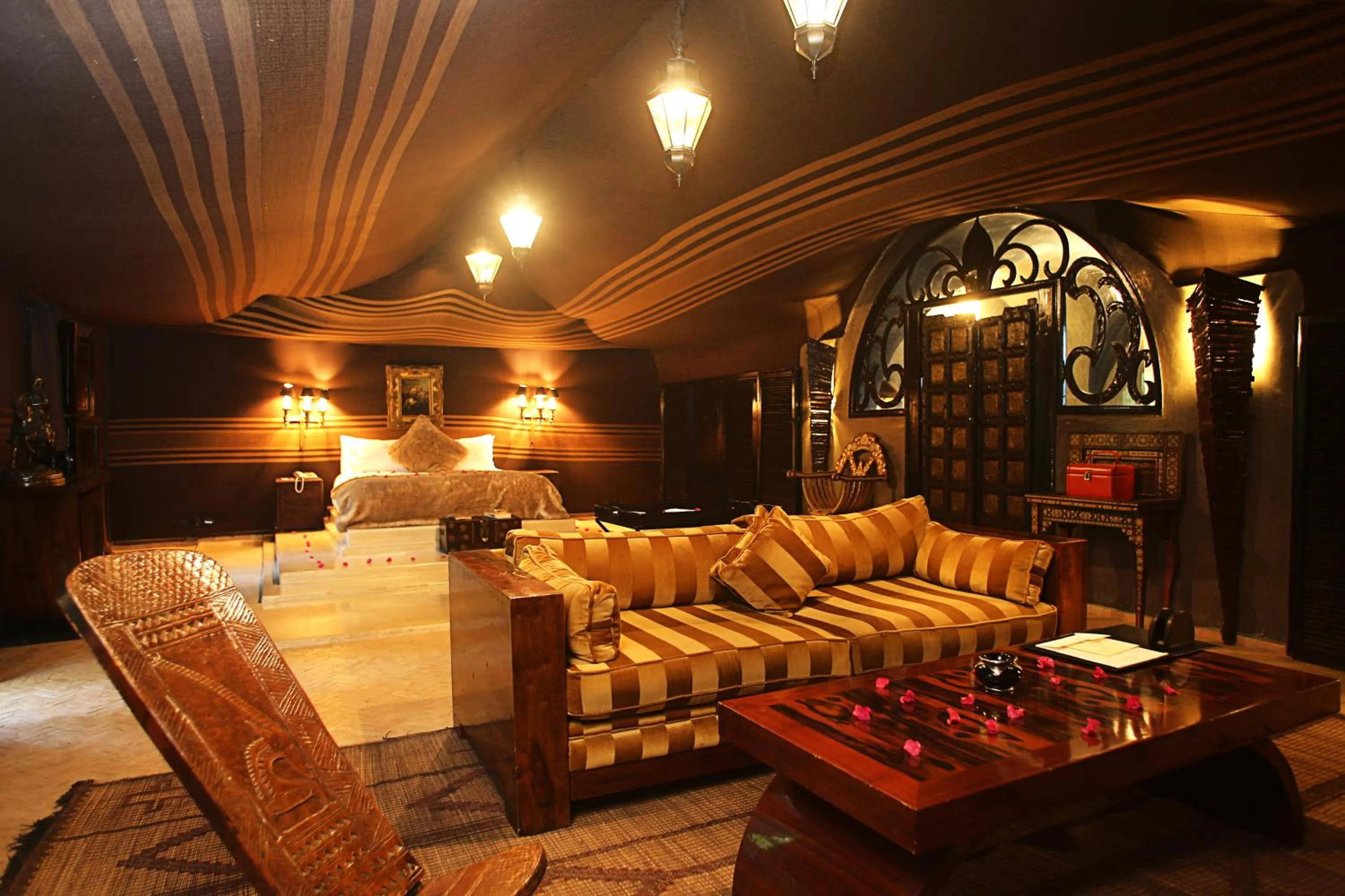 Bedroom in Le Palais Rhoul and Spa