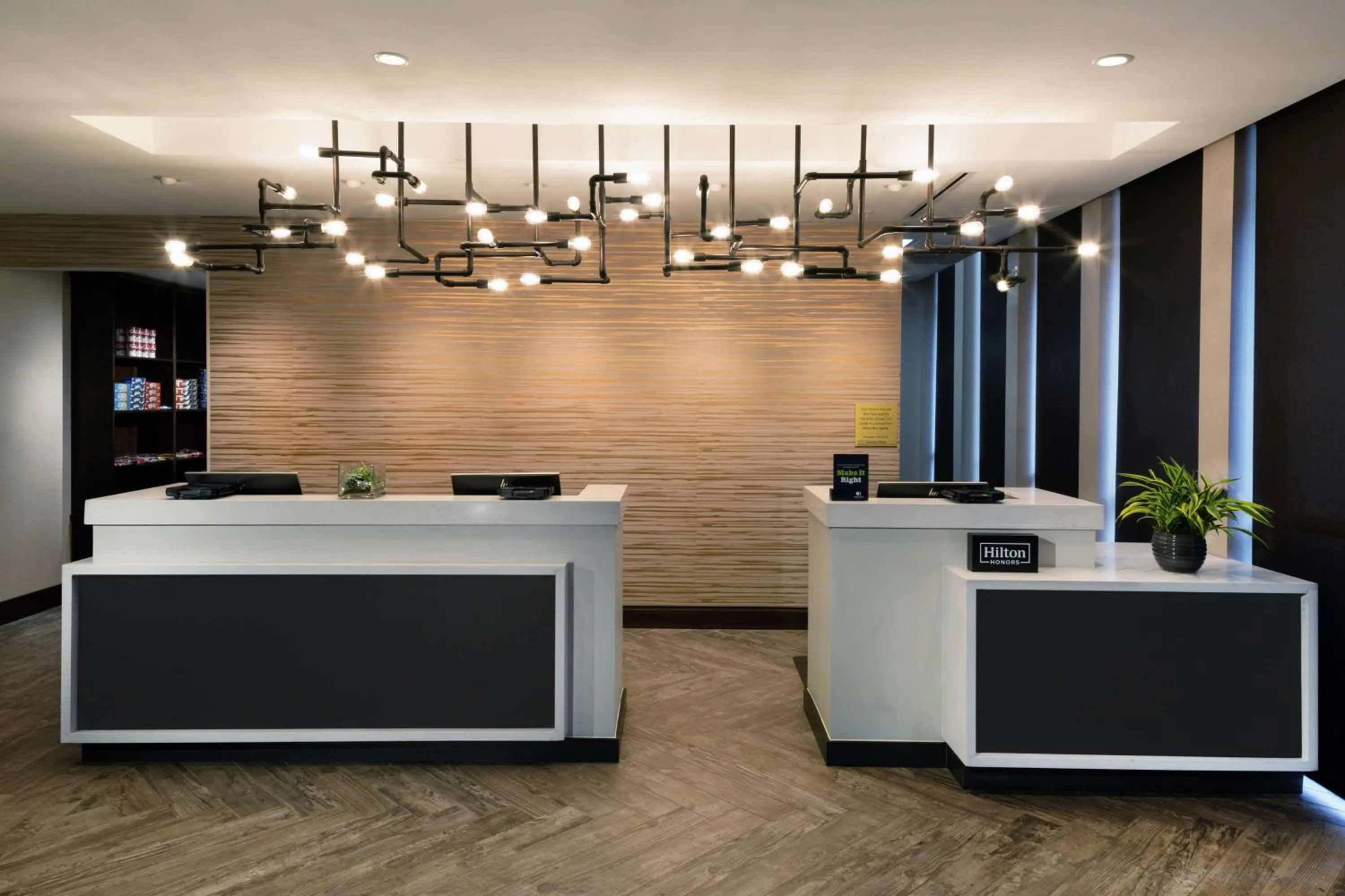 Lobby or reception in Doubletree By Hilton Jamestown, Ny