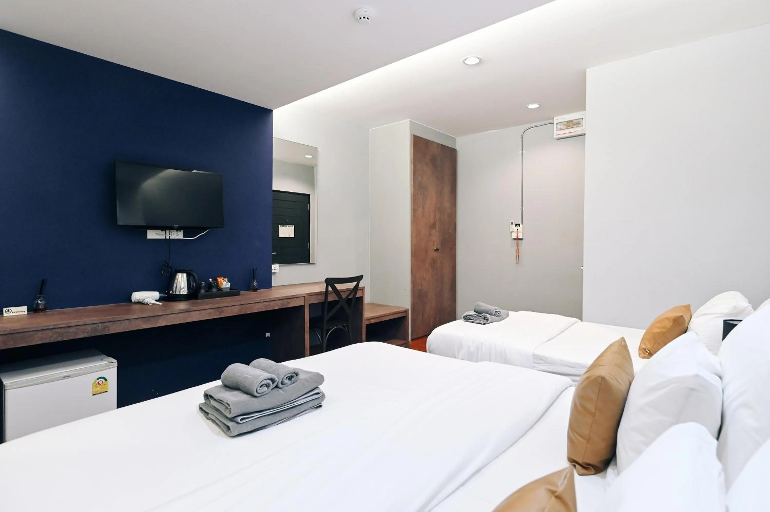 TV and multimedia, Bed in Castle Black Bangkok