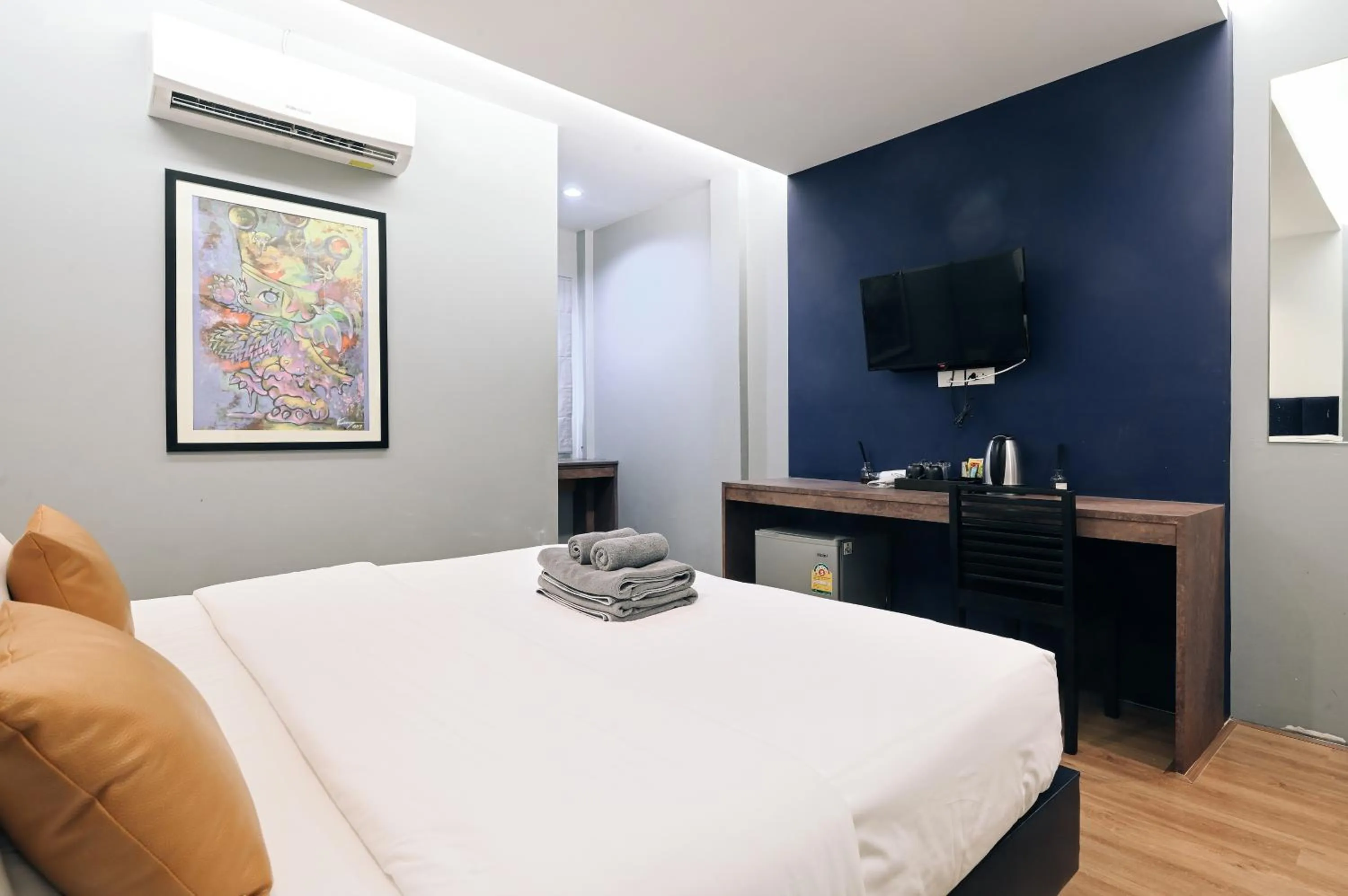 Bed in Castle Black Bangkok