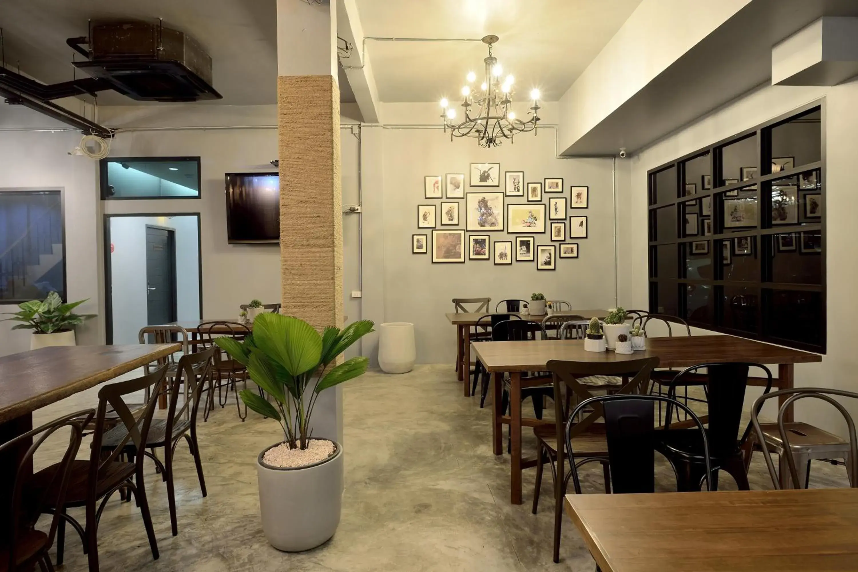 Property building in Castle Black Bangkok Property building in Castle Black Bangkok