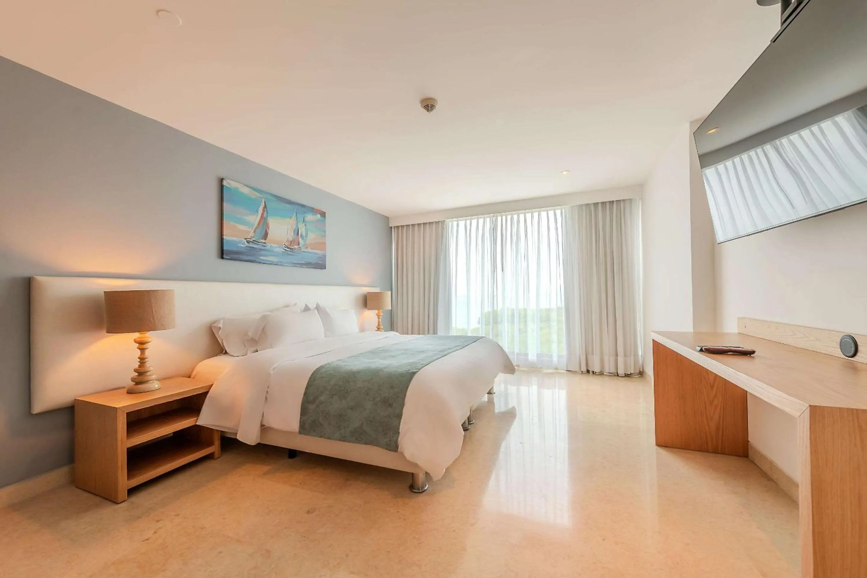 Bedroom, Bed in Radisson Cartagena Ocean Pavillion Hotel