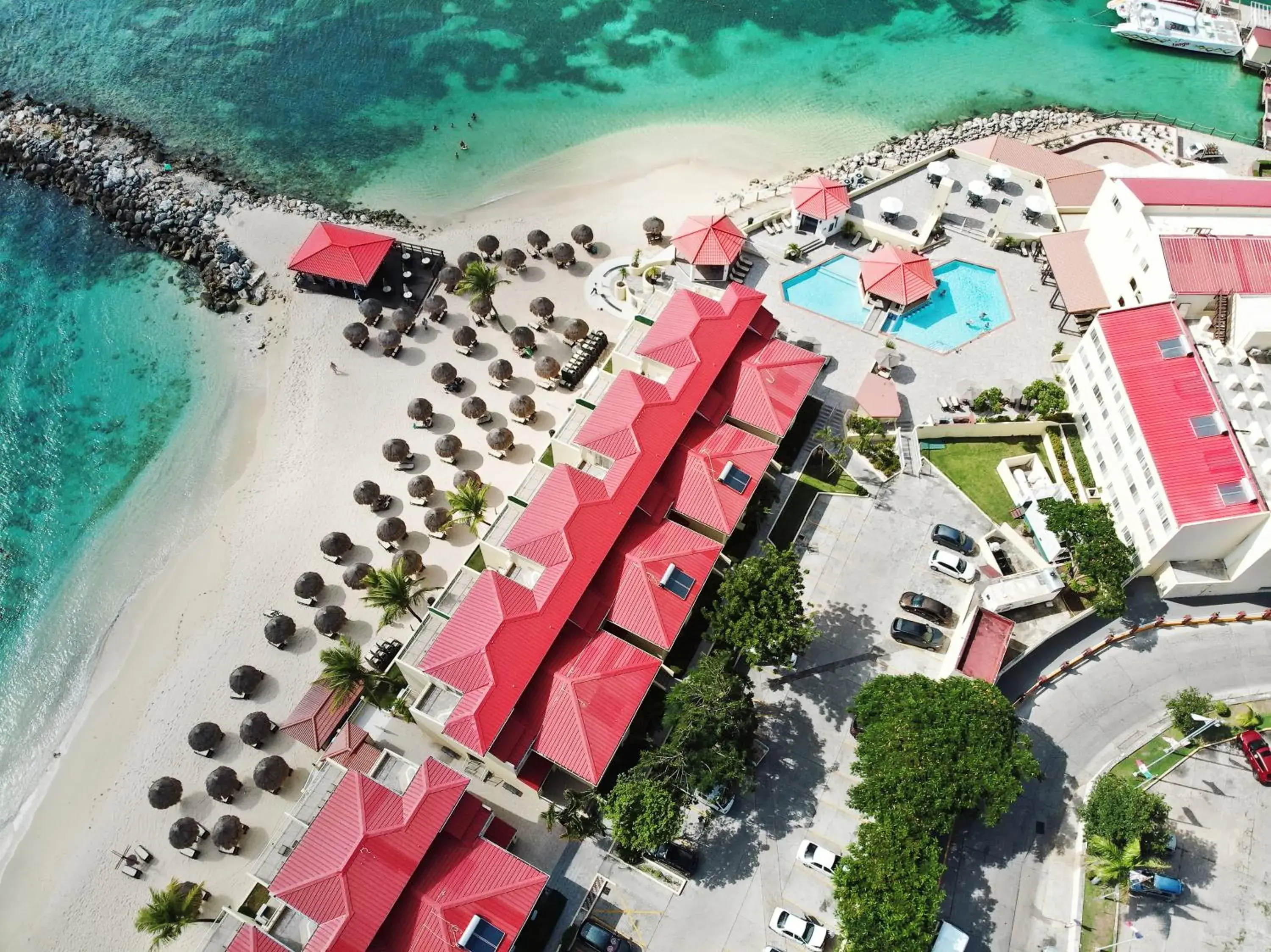 Property building in Simpson Bay Resort Marina & Spa Property building in Simpson Bay Resort Marina & Spa