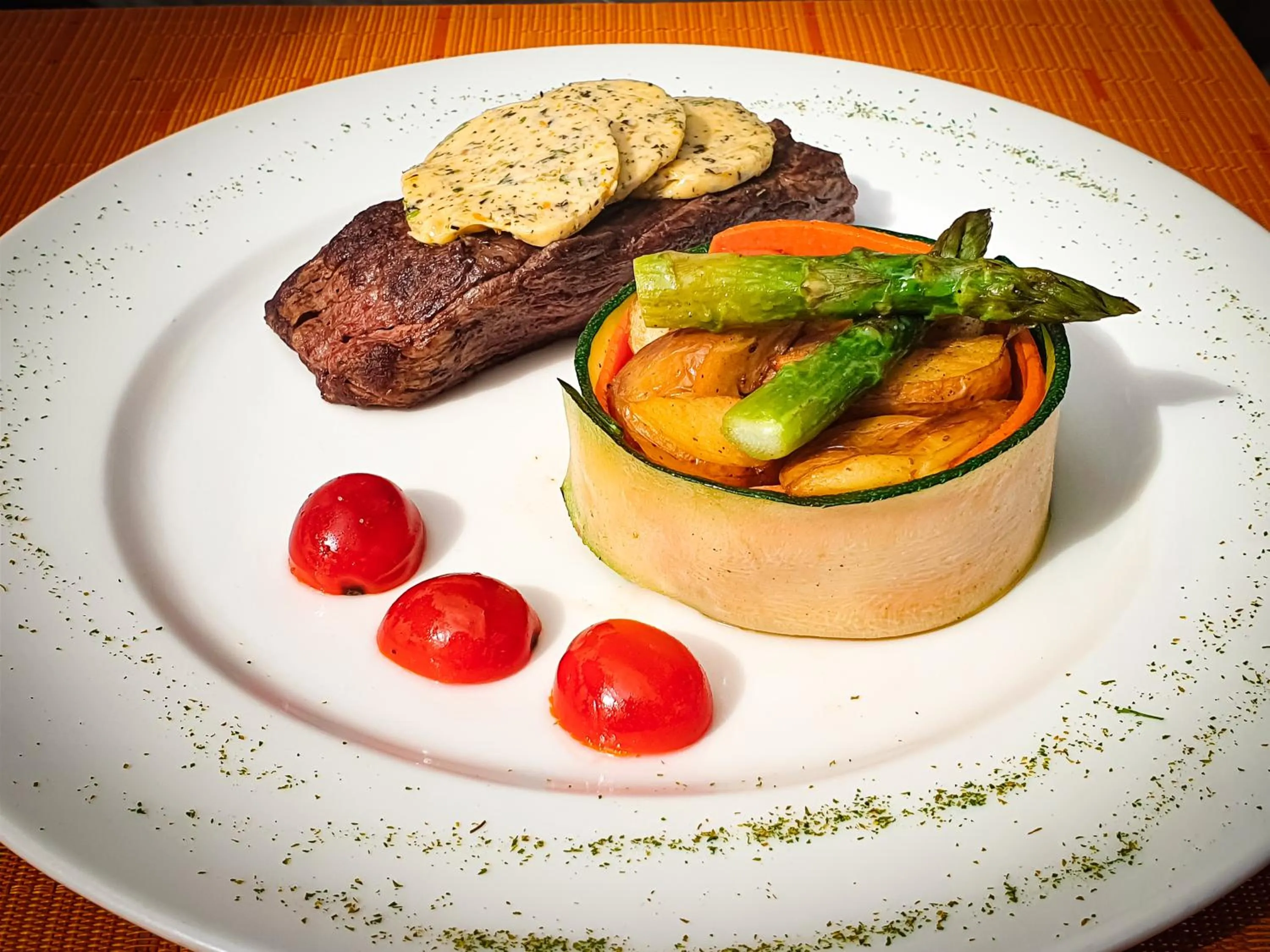 Restaurant/places to eat in Simpson Bay Resort Marina & Spa