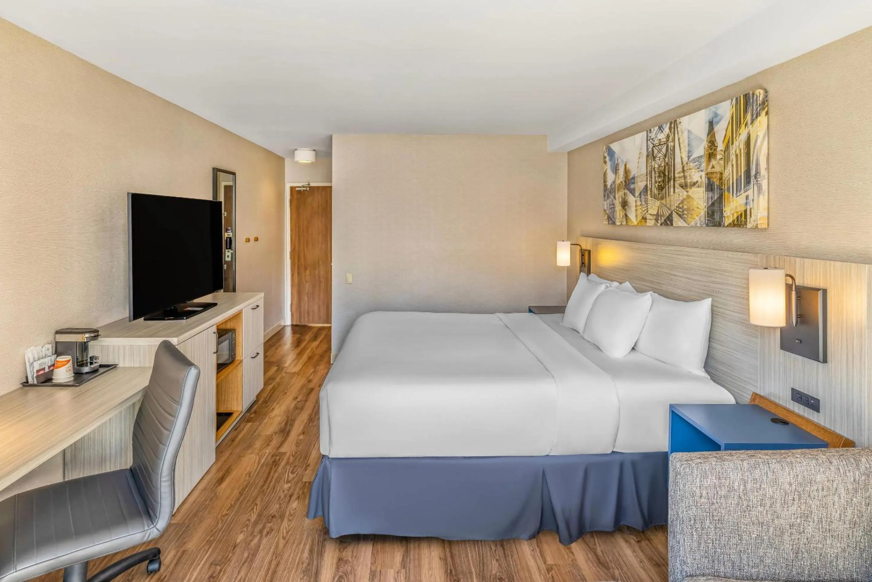 Bedroom, Bed in Comfort Inn