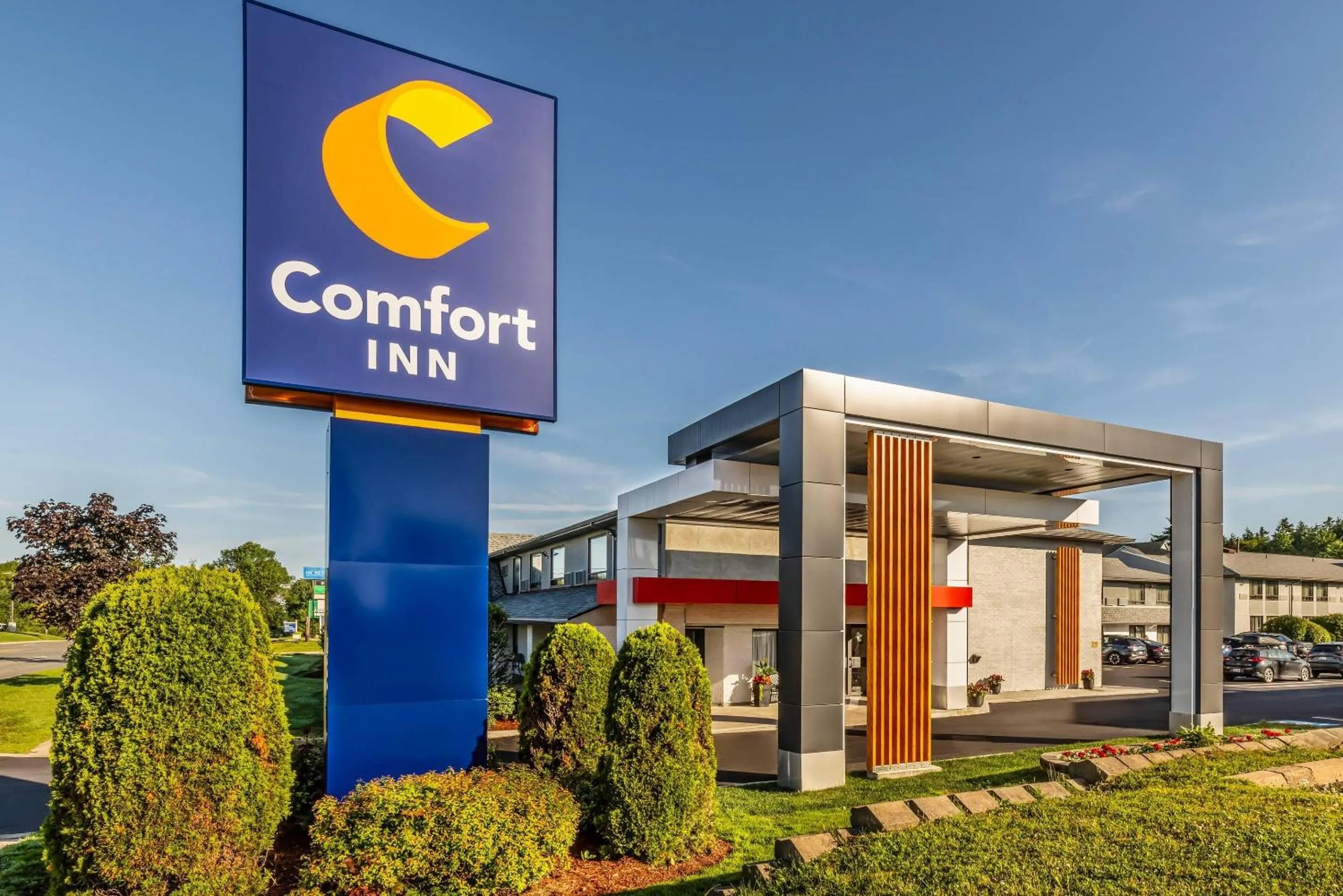 Property building in Comfort Inn