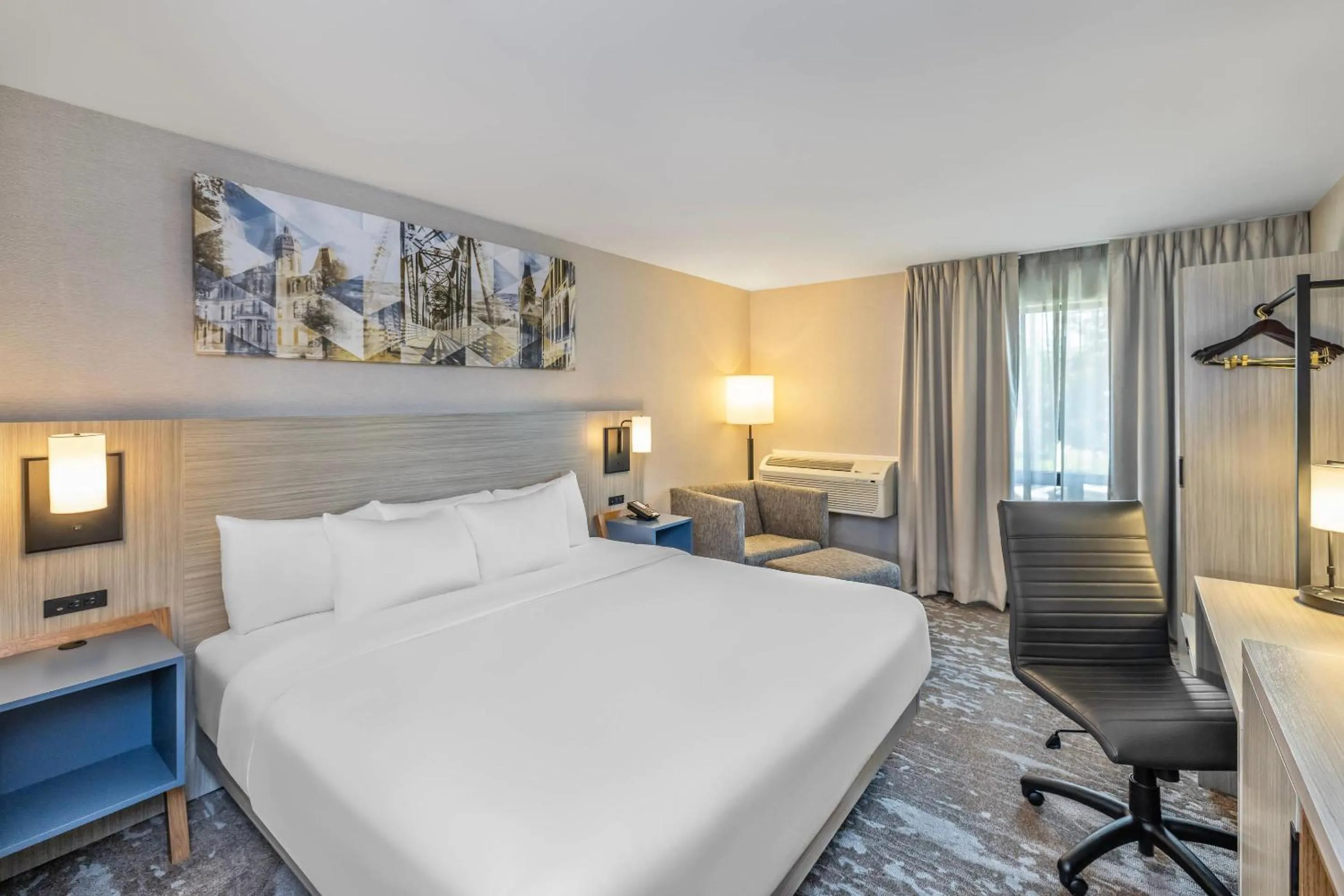 Bedroom, Bed in Comfort Inn