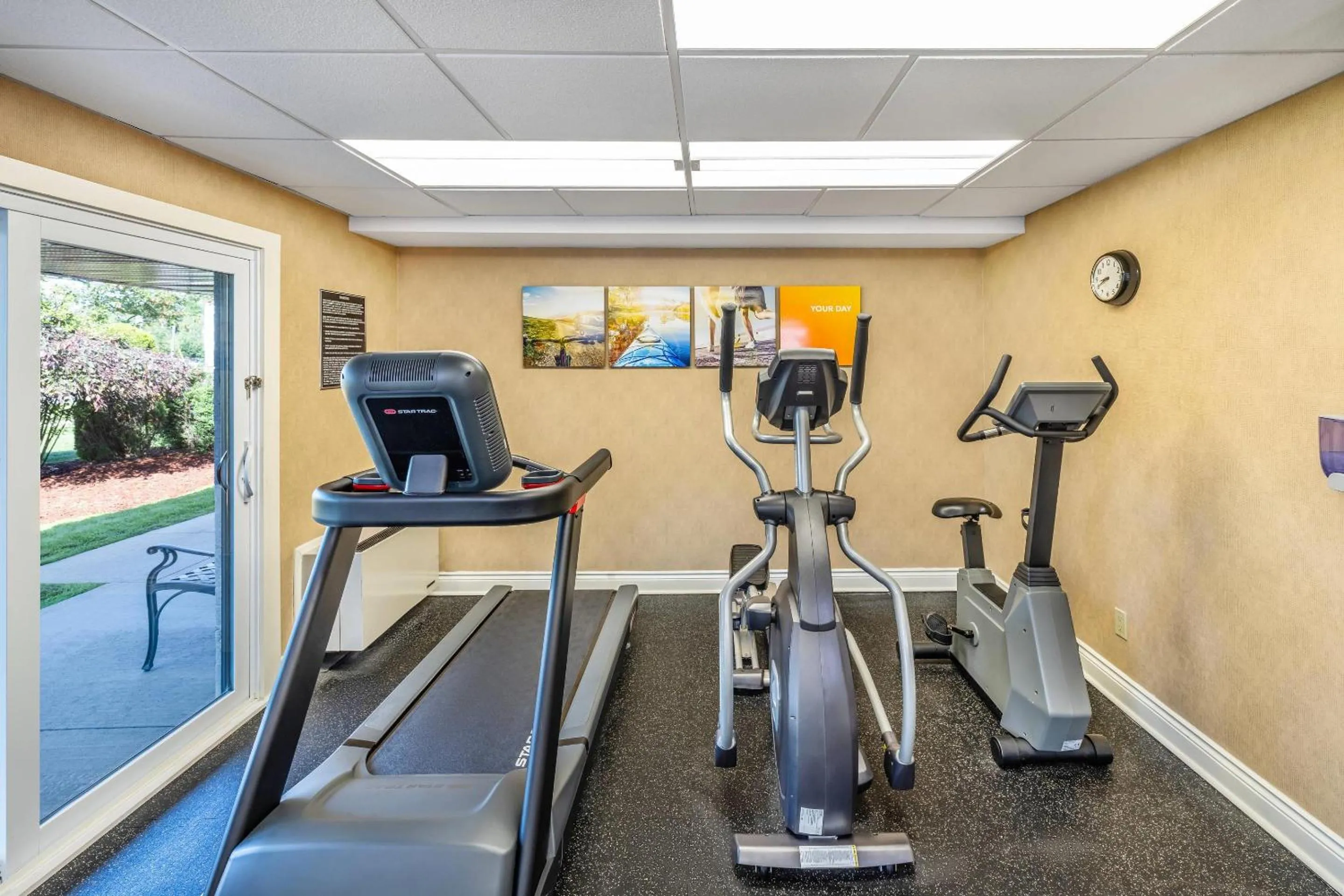 Fitness centre/facilities in Comfort Inn