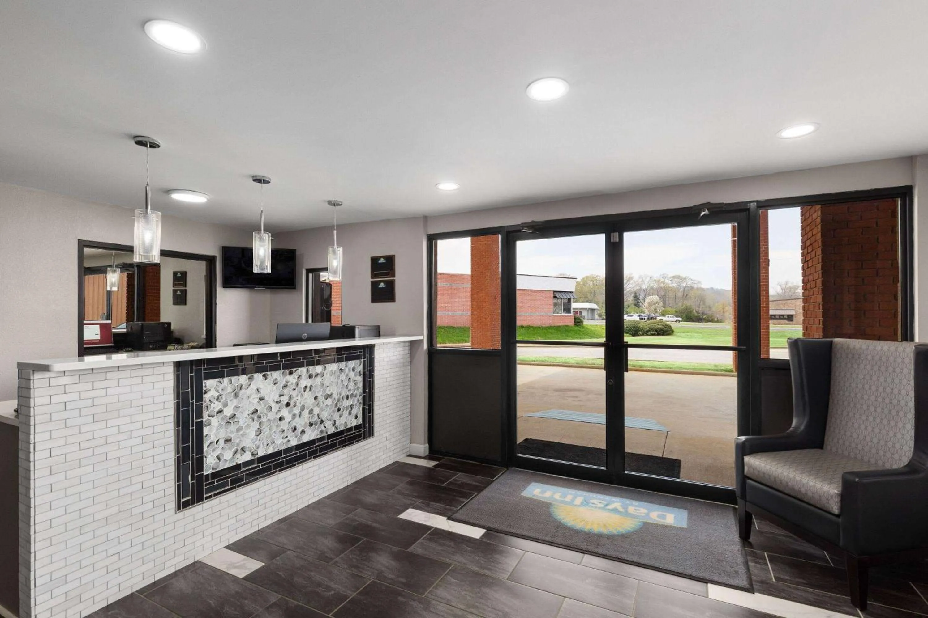 Lobby or reception in Days Inn by Wyndham Childersburg